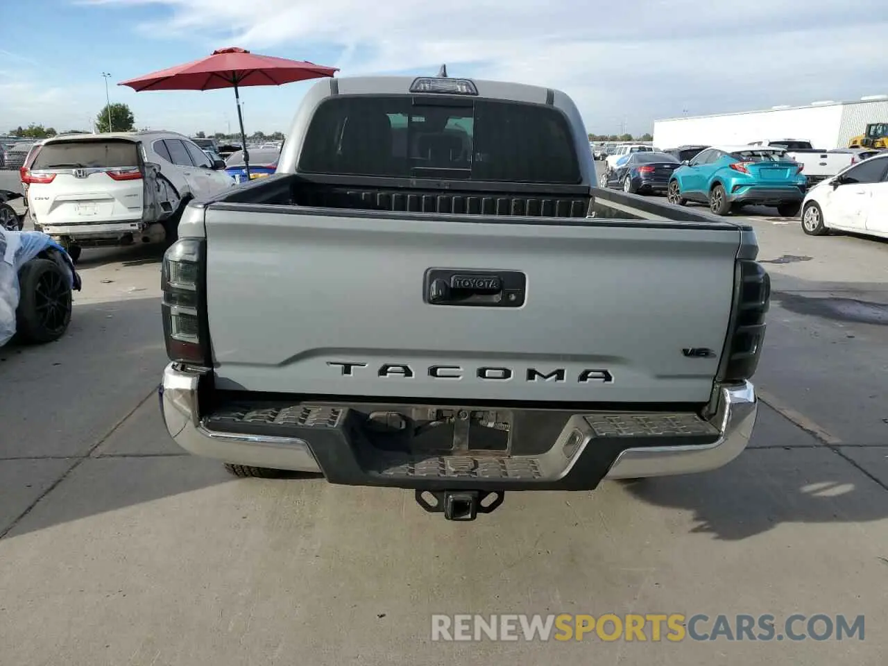 6 Photograph of a damaged car 3TMAZ5CN6KM106662 TOYOTA TACOMA 2019