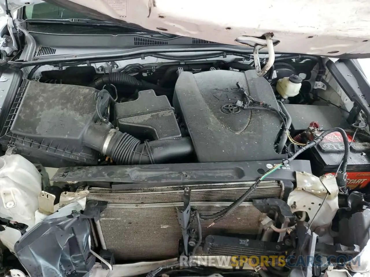 11 Photograph of a damaged car 3TMAZ5CN7KM085711 TOYOTA TACOMA 2019