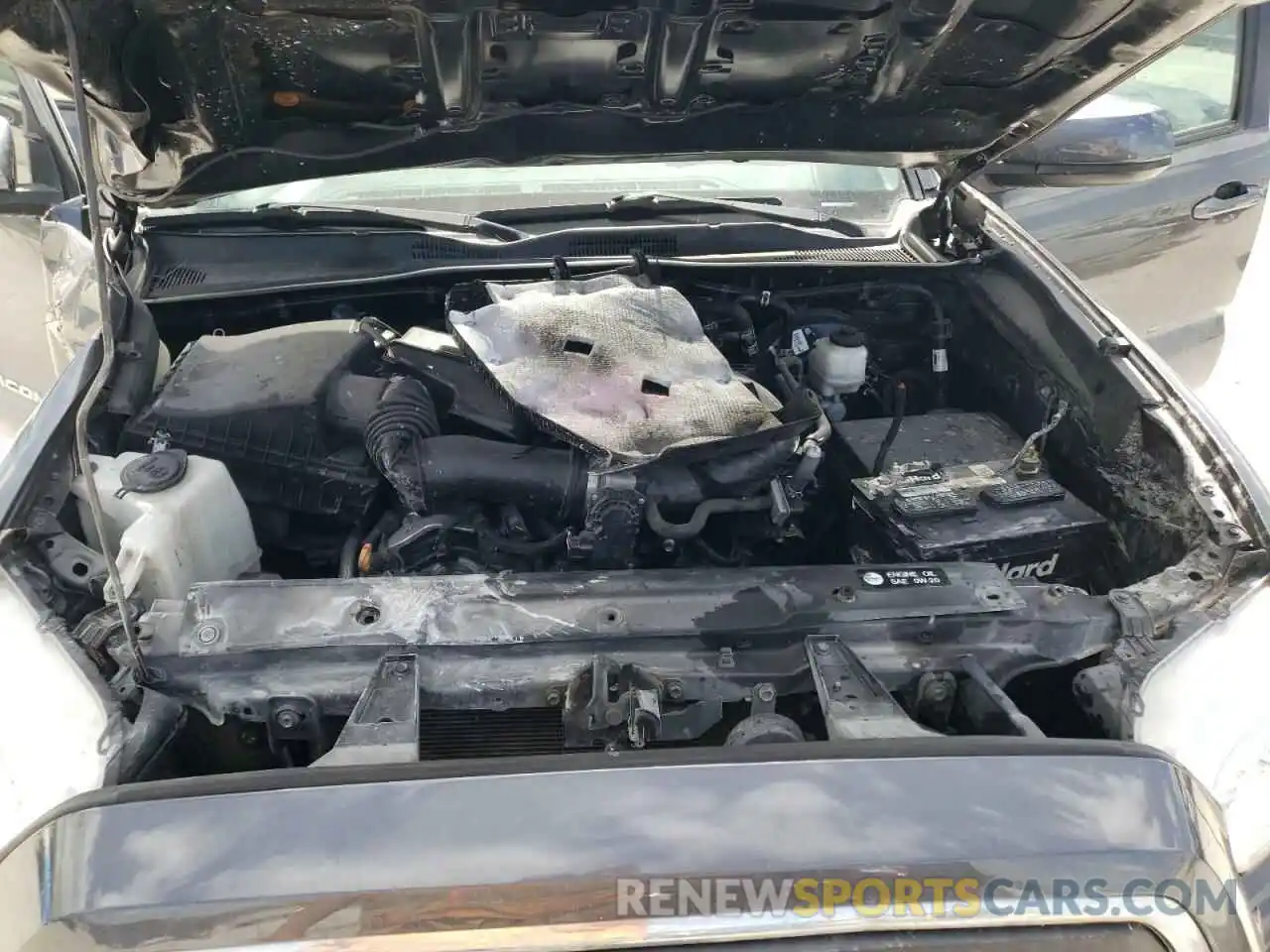 7 Photograph of a damaged car 3TMAZ5CN7KM102622 TOYOTA TACOMA 2019