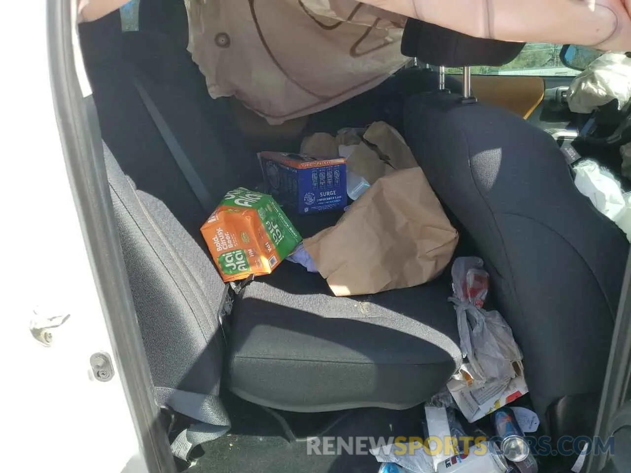 10 Photograph of a damaged car 3TMAZ5CN7KM109697 TOYOTA TACOMA 2019
