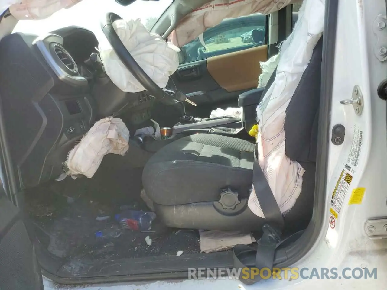 7 Photograph of a damaged car 3TMAZ5CN7KM109697 TOYOTA TACOMA 2019