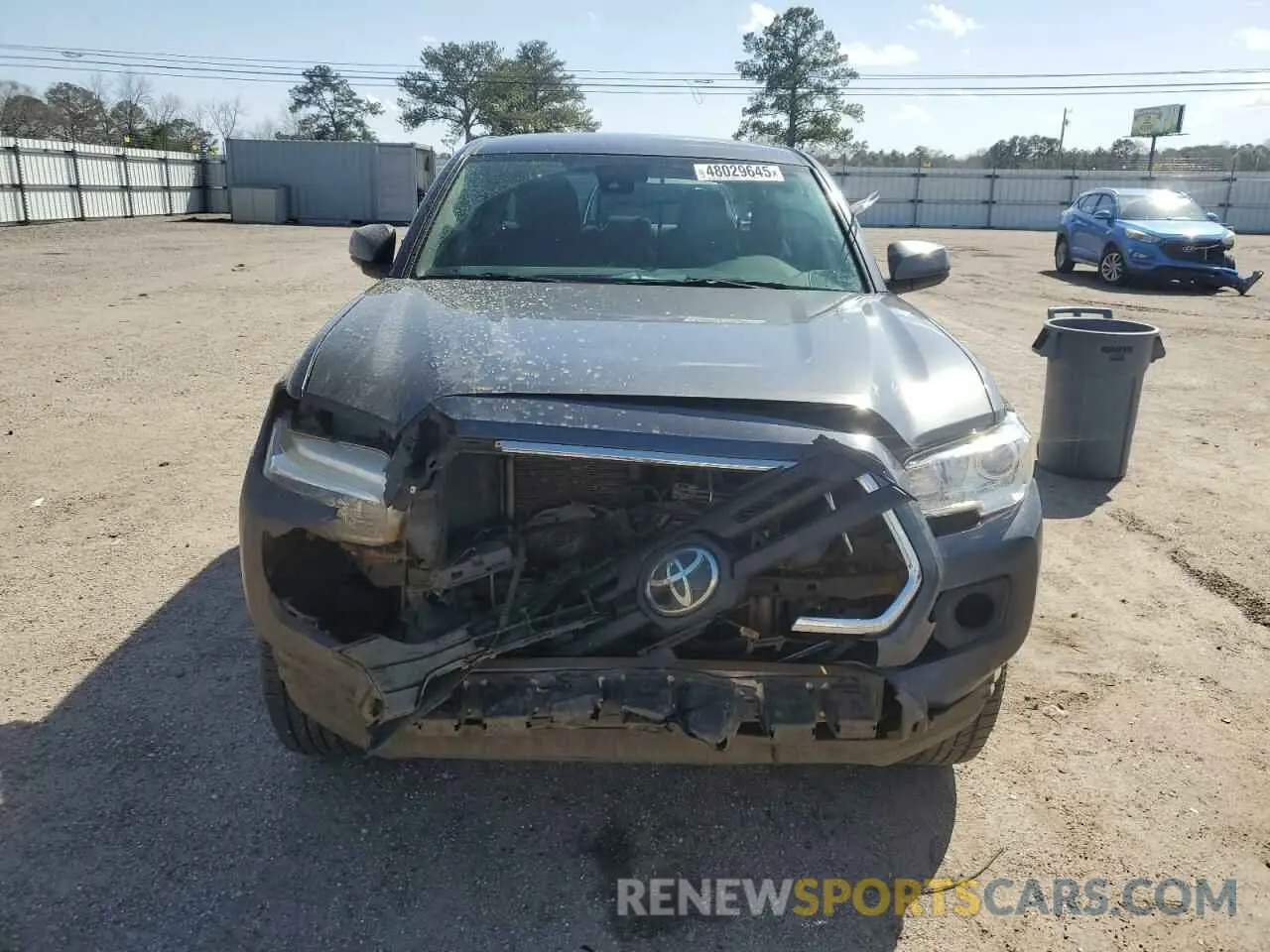 5 Photograph of a damaged car 3TMAZ5CN7KM114592 TOYOTA TACOMA 2019