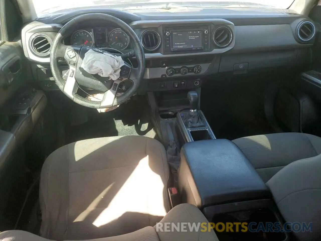 8 Photograph of a damaged car 3TMAZ5CN7KM114592 TOYOTA TACOMA 2019