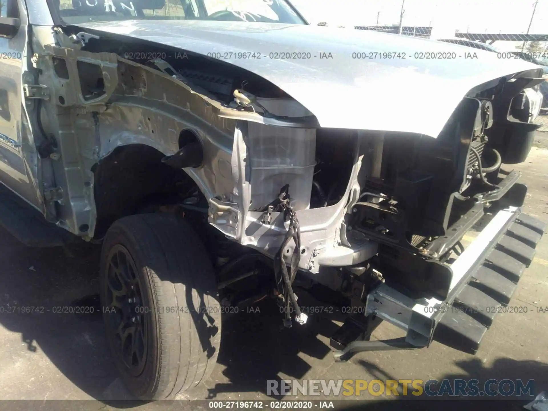 6 Photograph of a damaged car 3TMAZ5CN8KM091274 TOYOTA TACOMA 2019