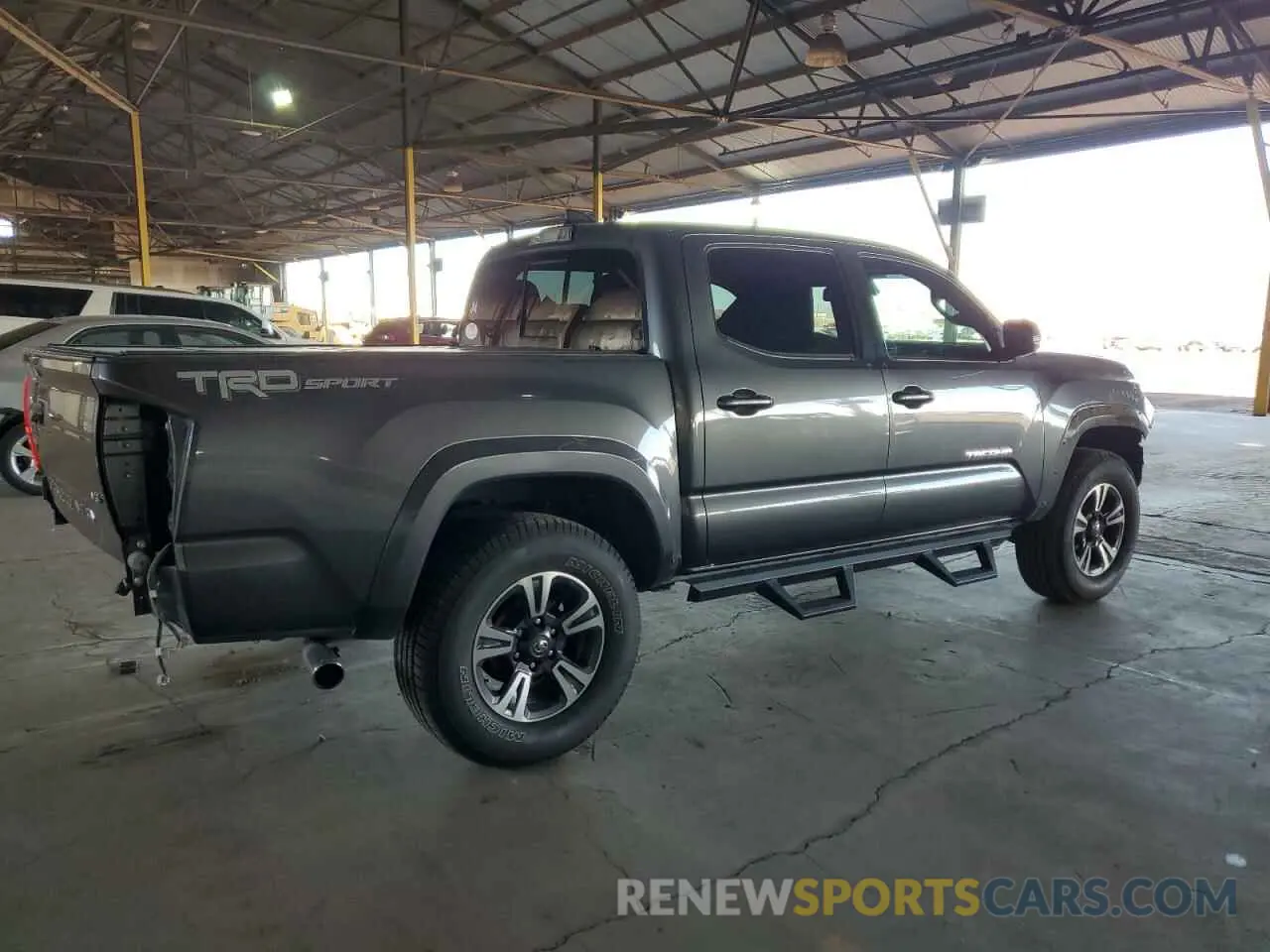 3 Photograph of a damaged car 3TMAZ5CN8KM100992 TOYOTA TACOMA 2019