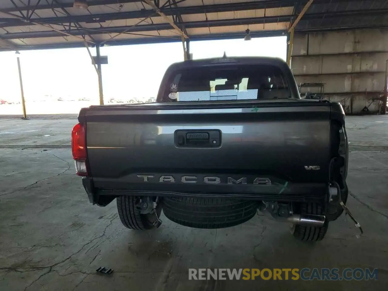 6 Photograph of a damaged car 3TMAZ5CN8KM100992 TOYOTA TACOMA 2019