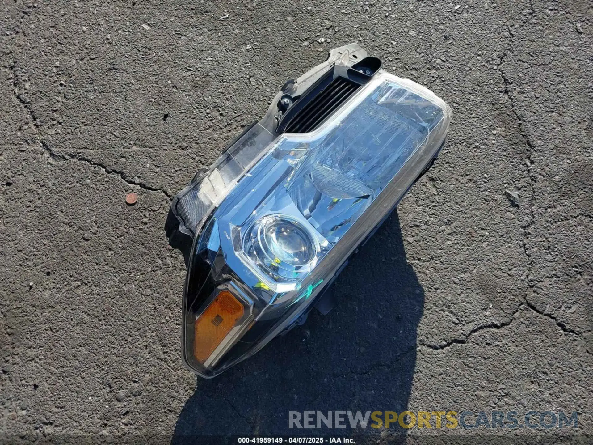 12 Photograph of a damaged car 3TMAZ5CN8KM110695 TOYOTA TACOMA 2019