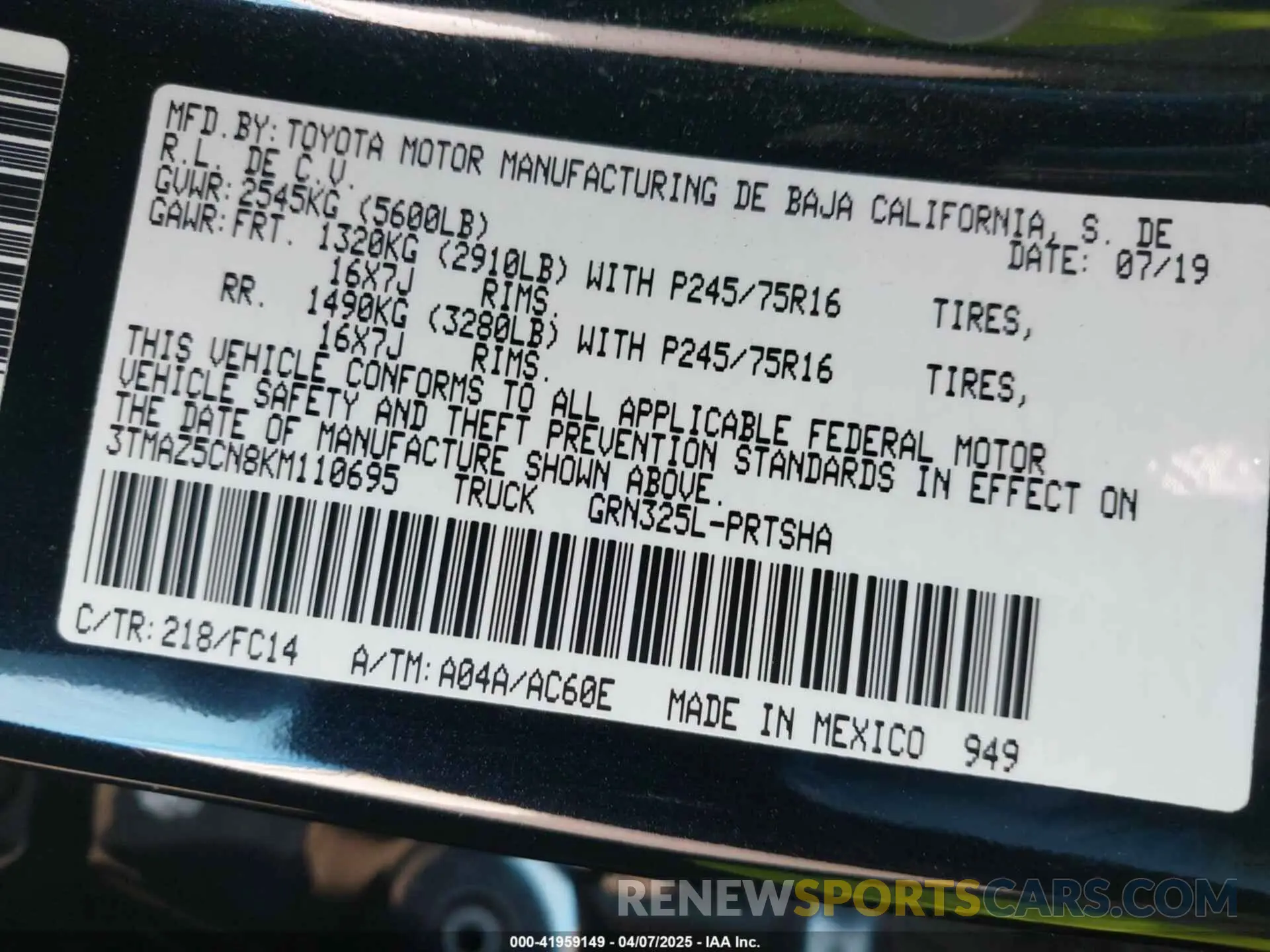 9 Photograph of a damaged car 3TMAZ5CN8KM110695 TOYOTA TACOMA 2019