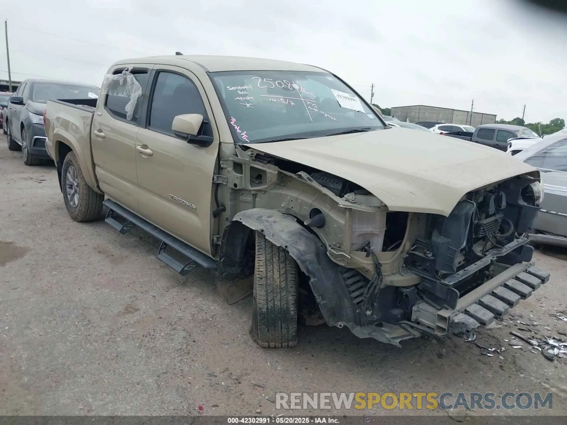 1 Photograph of a damaged car 3TMAZ5CN9KM081207 TOYOTA TACOMA 2019