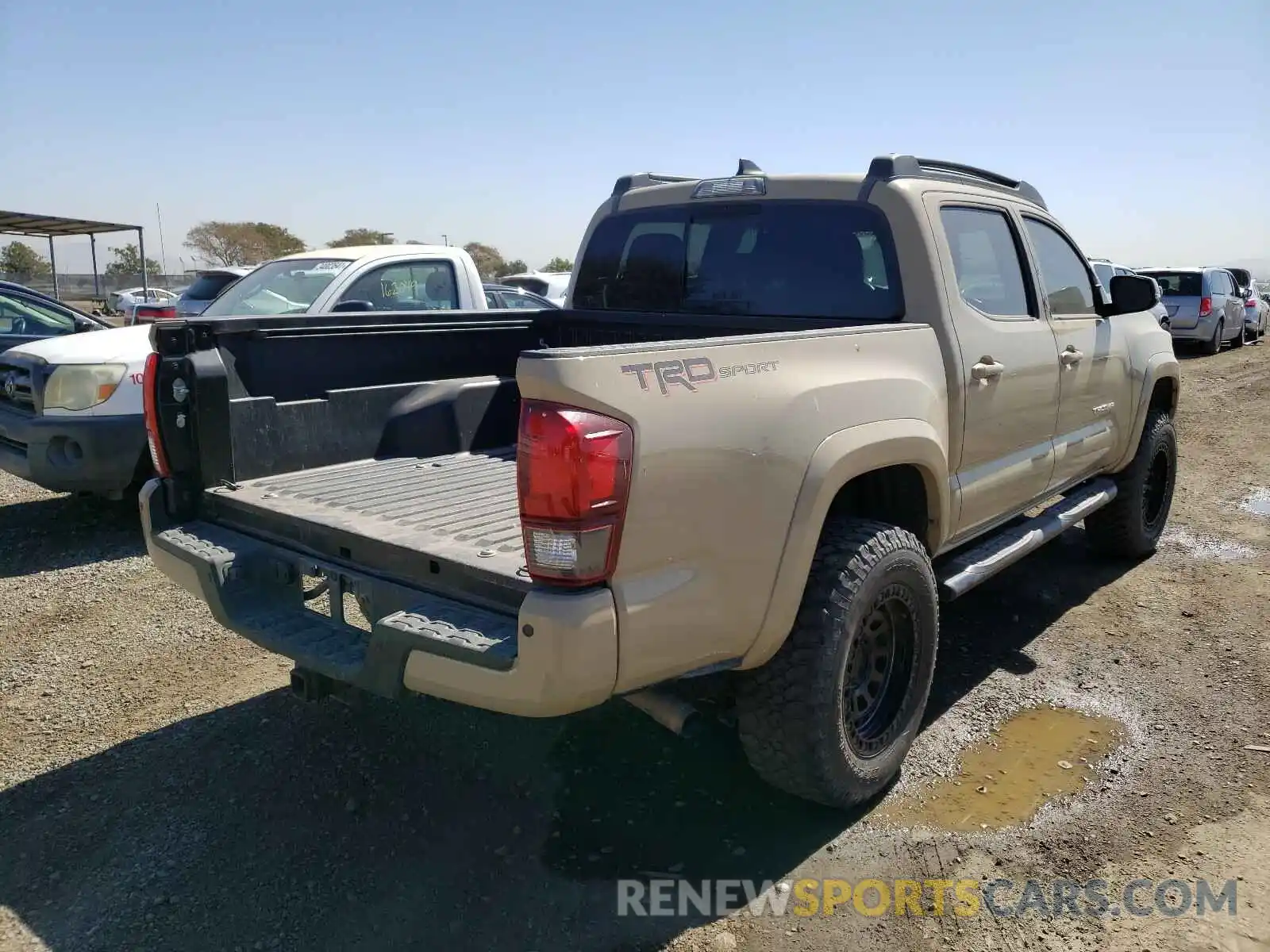 4 Photograph of a damaged car 3TMAZ5CN9KM084642 TOYOTA TACOMA 2019