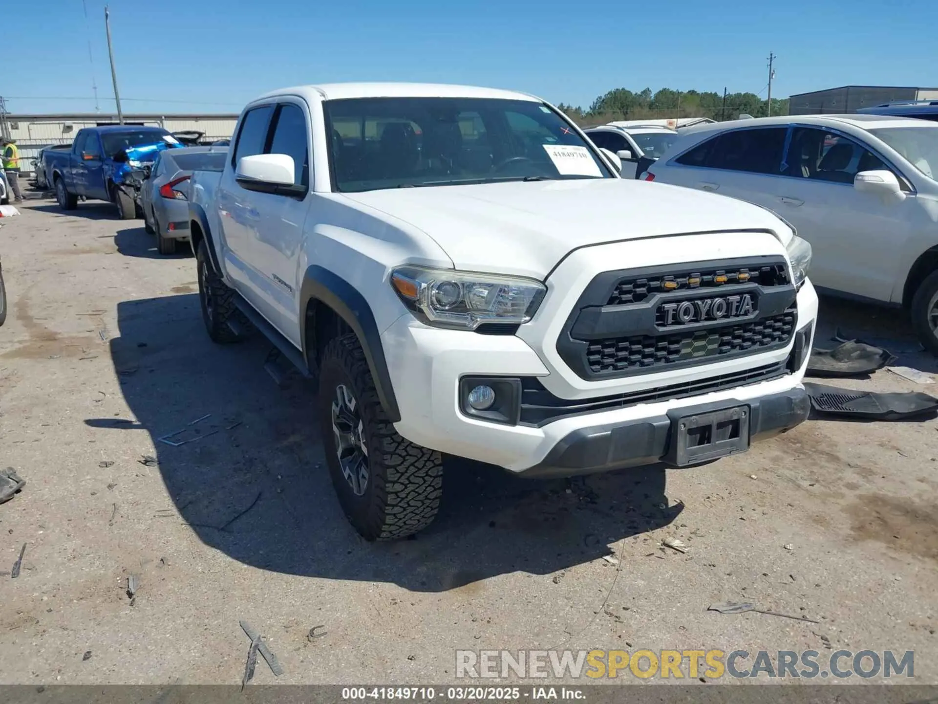 1 Photograph of a damaged car 3TMAZ5CN9KM085323 TOYOTA TACOMA 2019