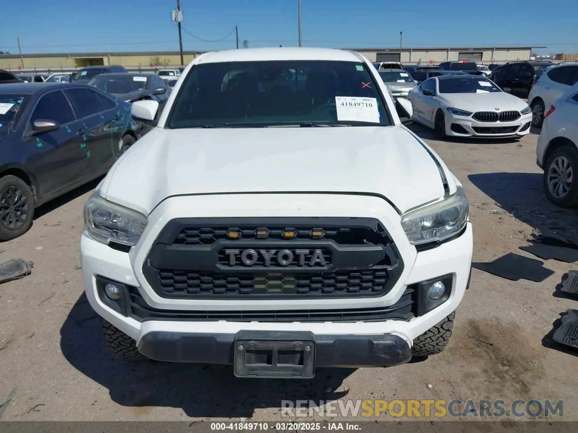 12 Photograph of a damaged car 3TMAZ5CN9KM085323 TOYOTA TACOMA 2019