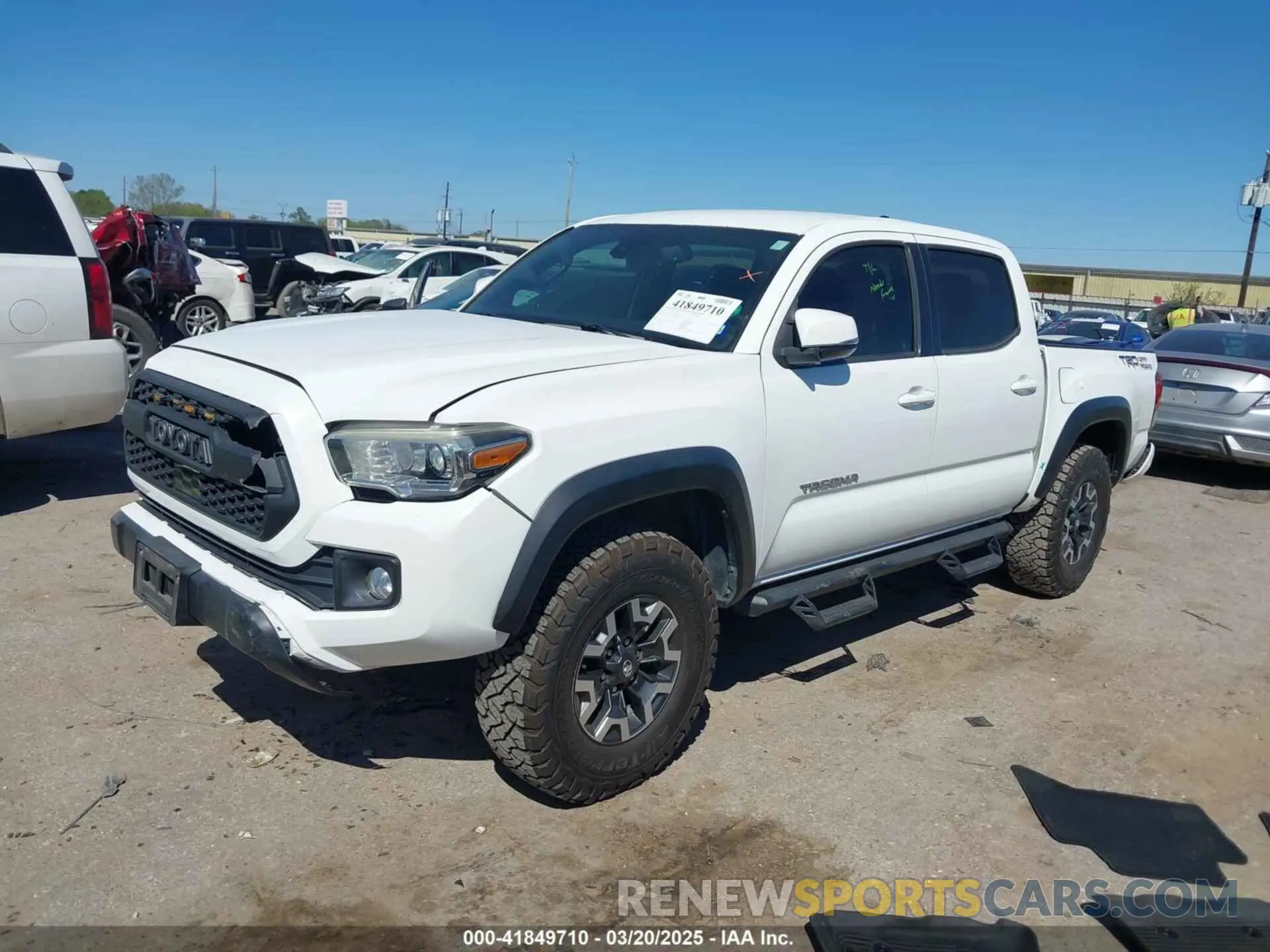 2 Photograph of a damaged car 3TMAZ5CN9KM085323 TOYOTA TACOMA 2019