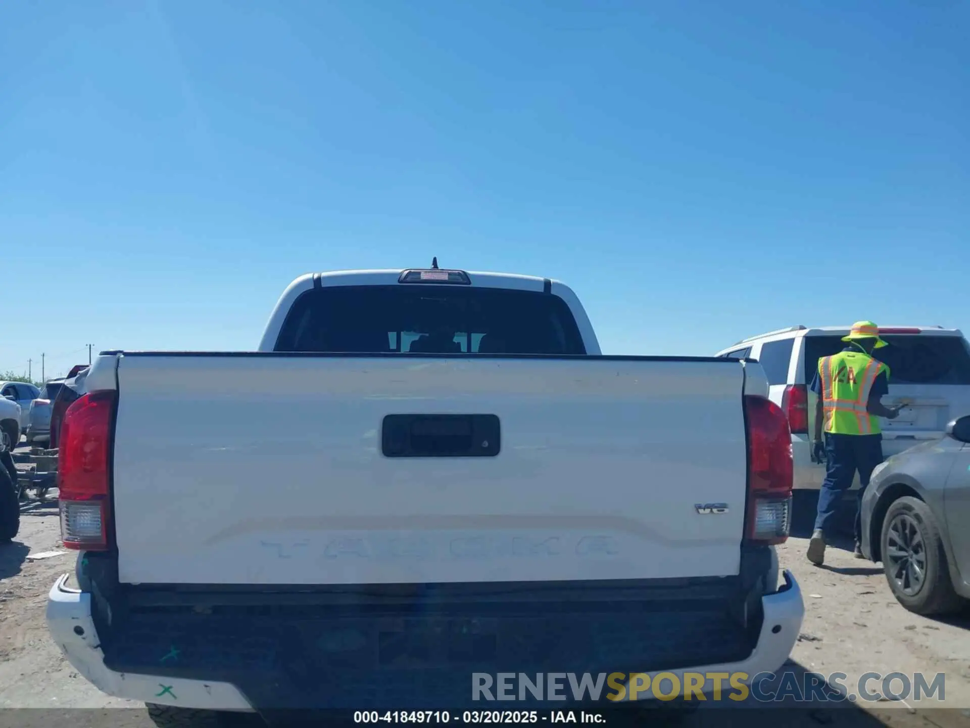 6 Photograph of a damaged car 3TMAZ5CN9KM085323 TOYOTA TACOMA 2019