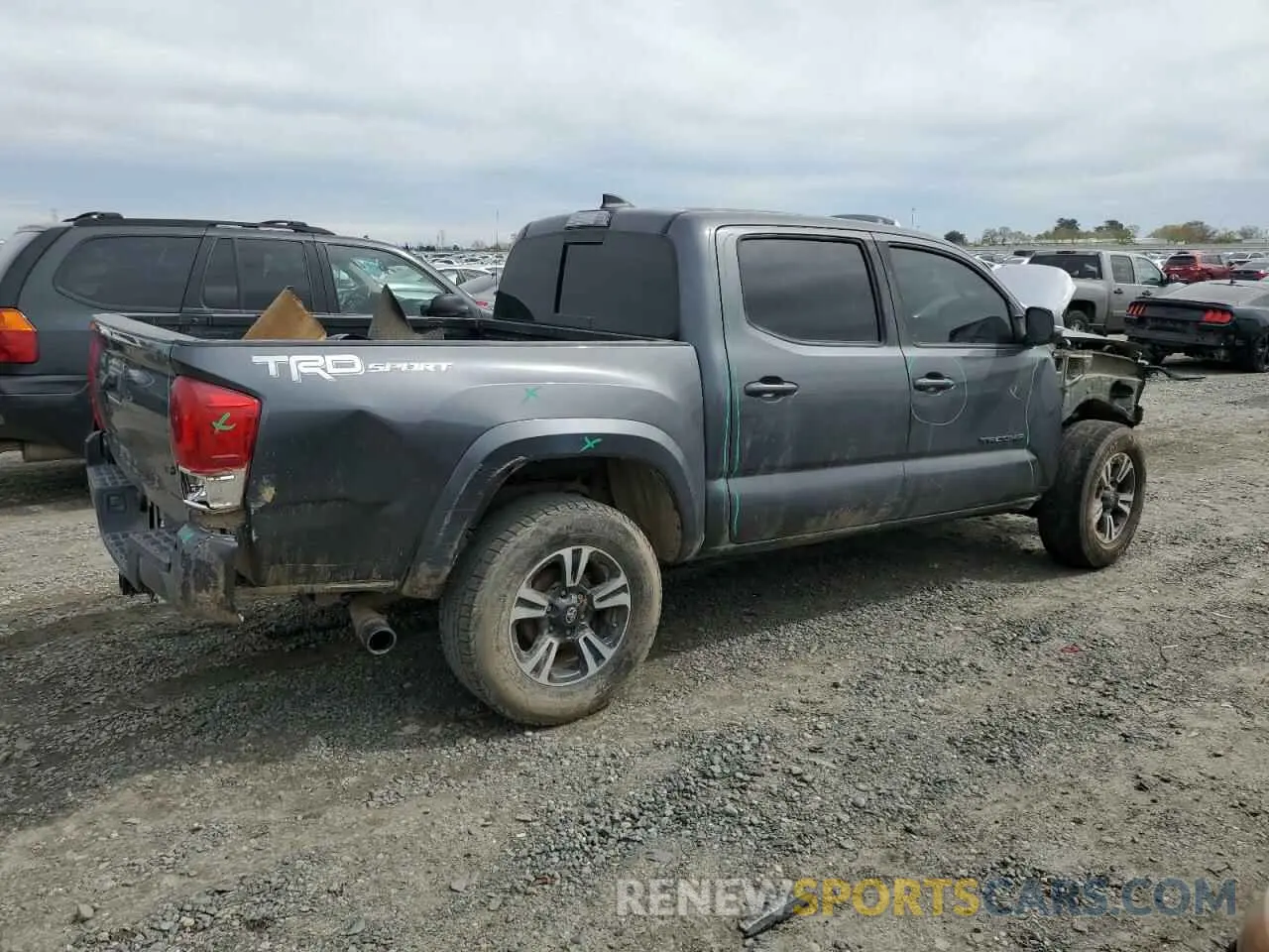 3 Photograph of a damaged car 3TMAZ5CN9KM090828 TOYOTA TACOMA 2019
