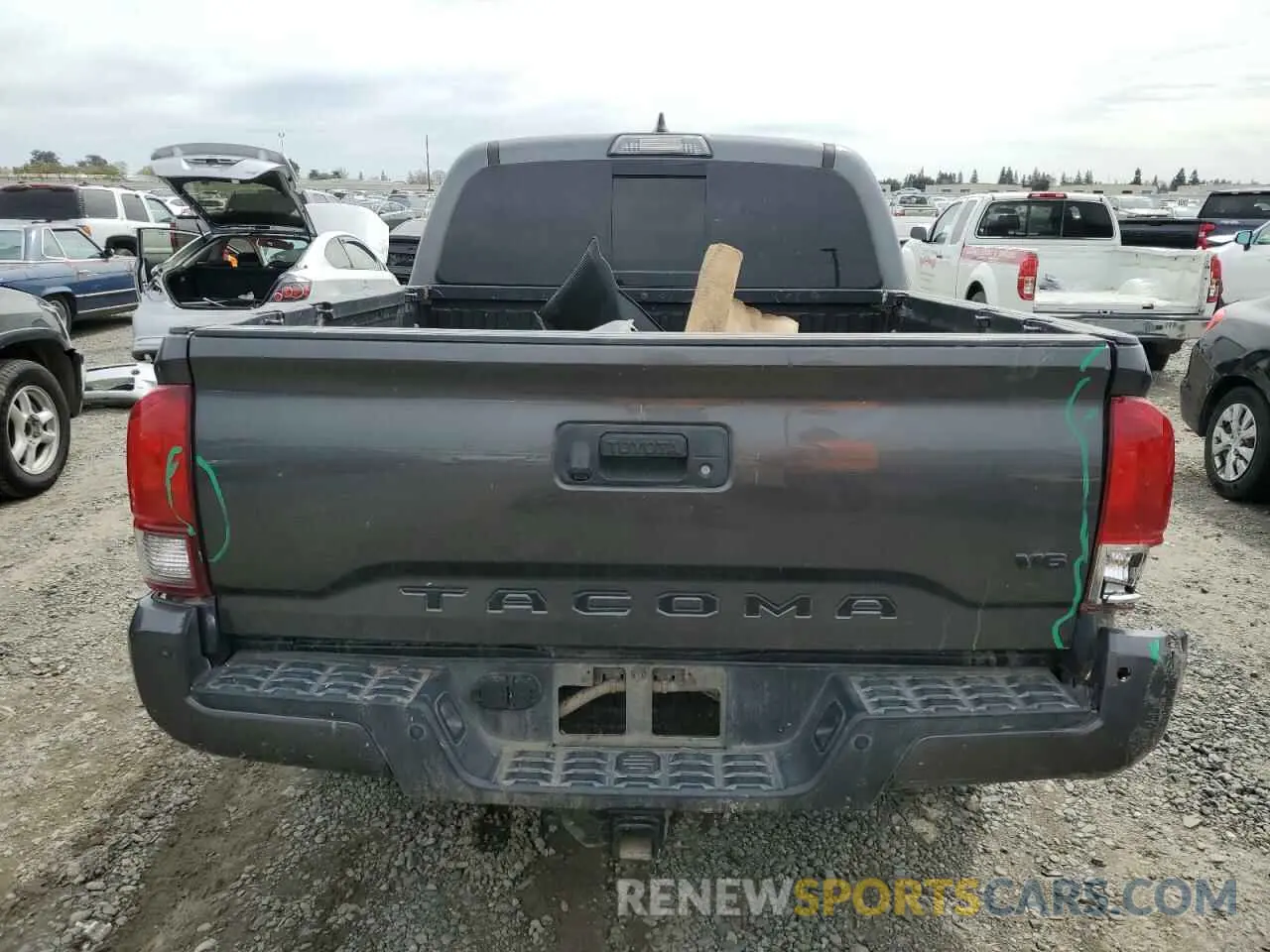 6 Photograph of a damaged car 3TMAZ5CN9KM090828 TOYOTA TACOMA 2019