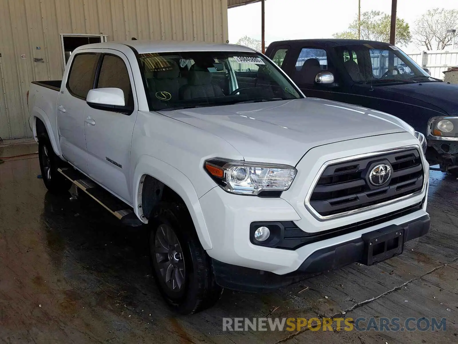 1 Photograph of a damaged car 3TMAZ5CN9KM097410 TOYOTA TACOMA 2019