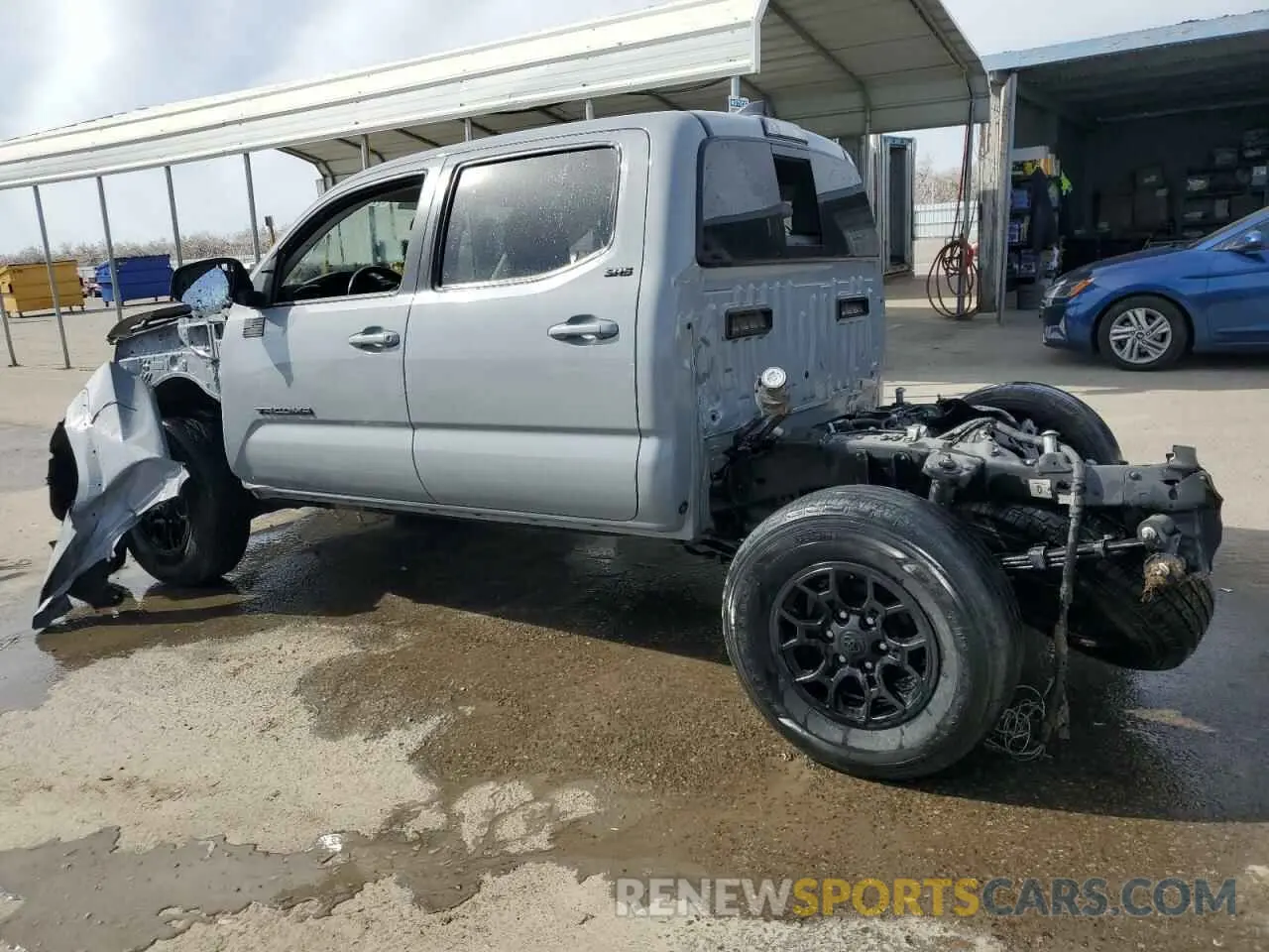 2 Photograph of a damaged car 3TMAZ5CN9KM103626 TOYOTA TACOMA 2019