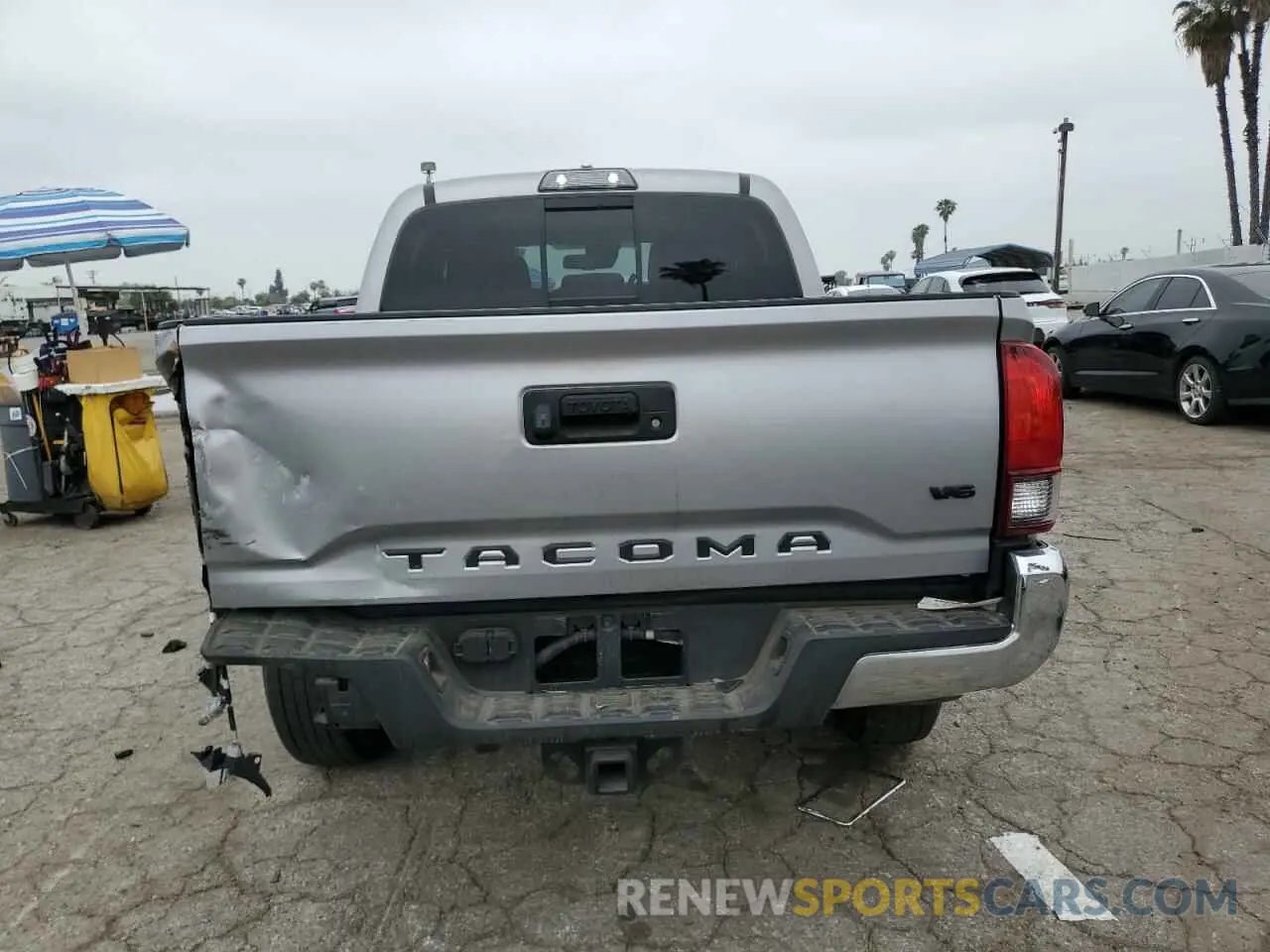 6 Photograph of a damaged car 3TMAZ5CN9KM104632 TOYOTA TACOMA 2019