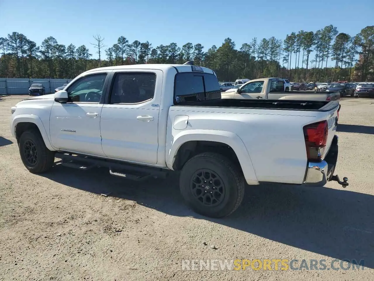 2 Photograph of a damaged car 3TMAZ5CN9KM111645 TOYOTA TACOMA 2019
