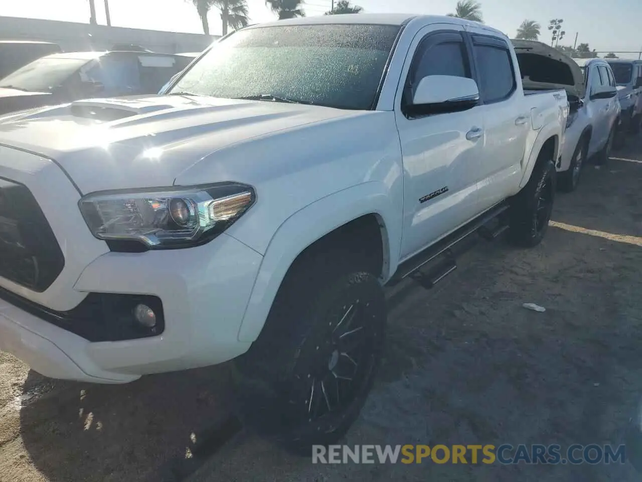 1 Photograph of a damaged car 3TMAZ5CN9KM112553 TOYOTA TACOMA 2019