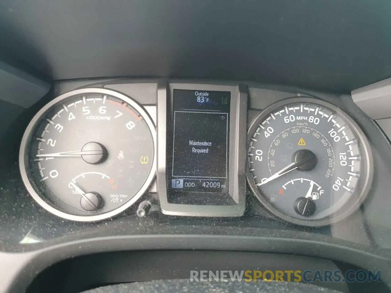 9 Photograph of a damaged car 3TMAZ5CN9KM112553 TOYOTA TACOMA 2019