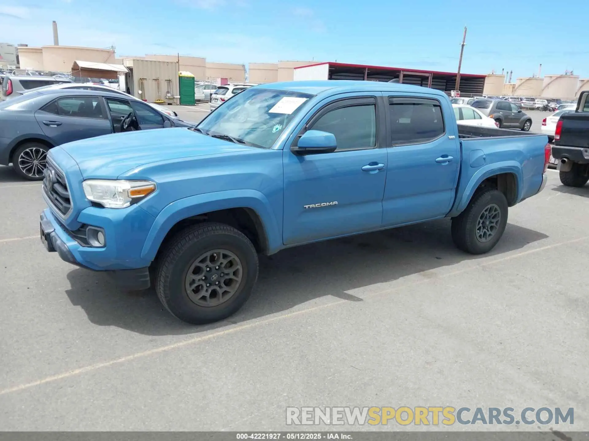2 Photograph of a damaged car 3TMAZ5CNXKM094421 TOYOTA TACOMA 2019