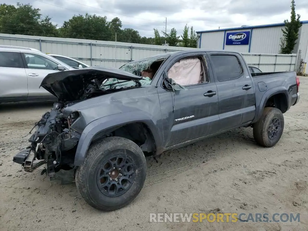 1 Photograph of a damaged car 3TMAZ5CNXKM104073 TOYOTA TACOMA 2019