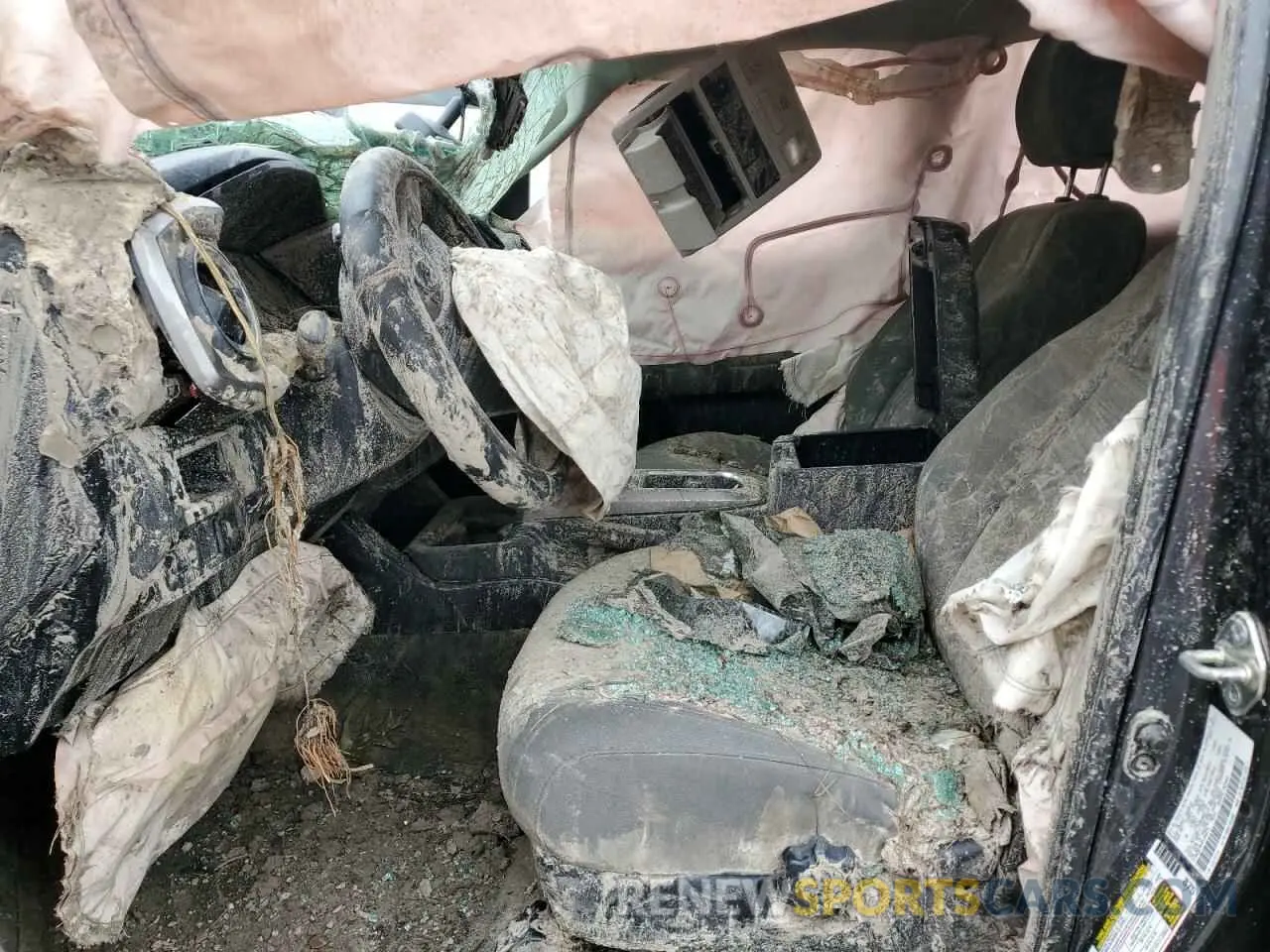 7 Photograph of a damaged car 3TMAZ5CNXKM104073 TOYOTA TACOMA 2019