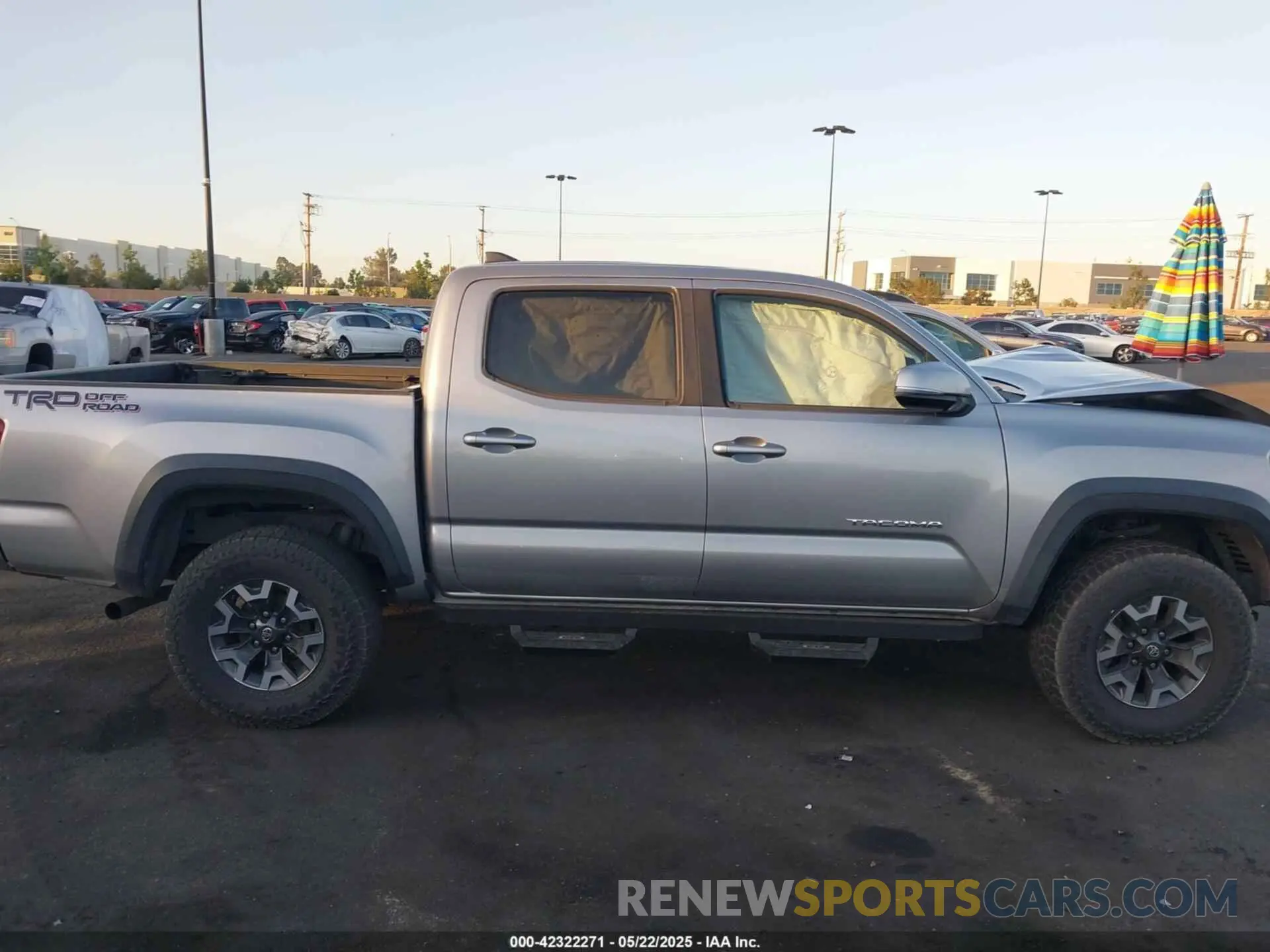 14 Photograph of a damaged car 3TMAZ5CNXKM105711 TOYOTA TACOMA 2019