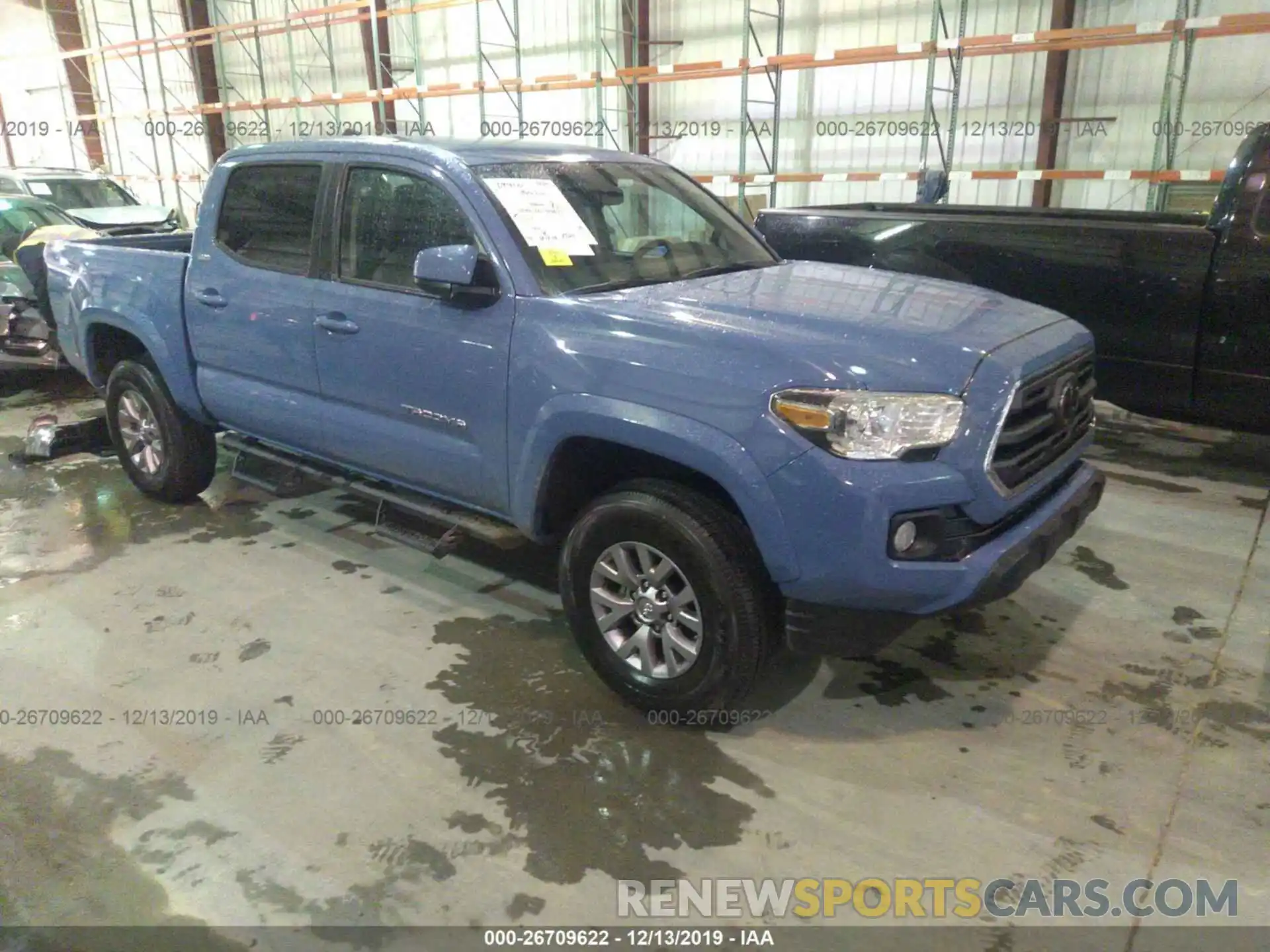 1 Photograph of a damaged car 3TMAZ5CNXKM112187 TOYOTA TACOMA 2019