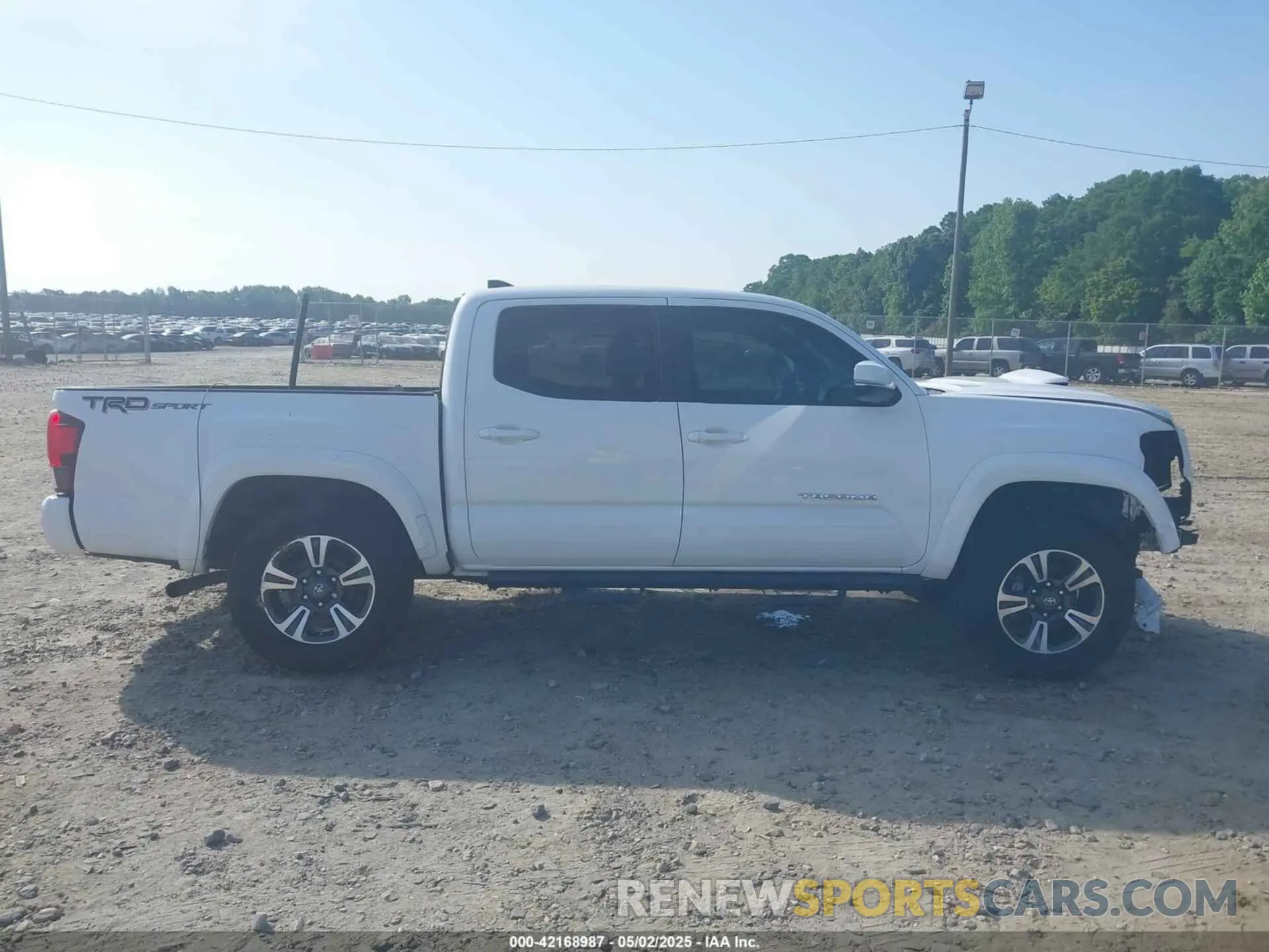 14 Photograph of a damaged car 3TMAZ5CNXKM112433 TOYOTA TACOMA 2019