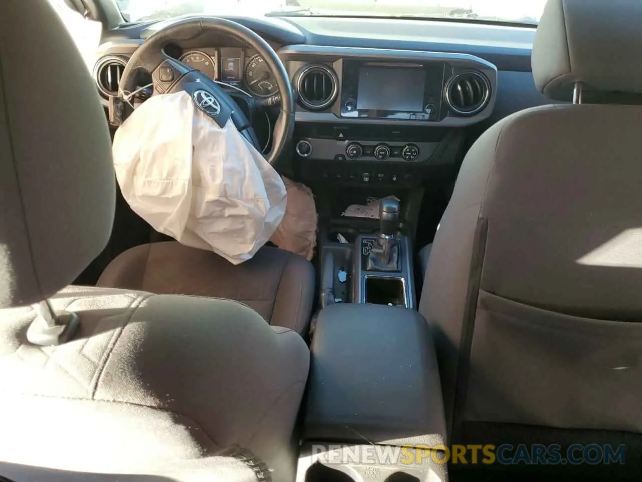 8 Photograph of a damaged car 3TMBZ5DN0KM018287 TOYOTA TACOMA 2019