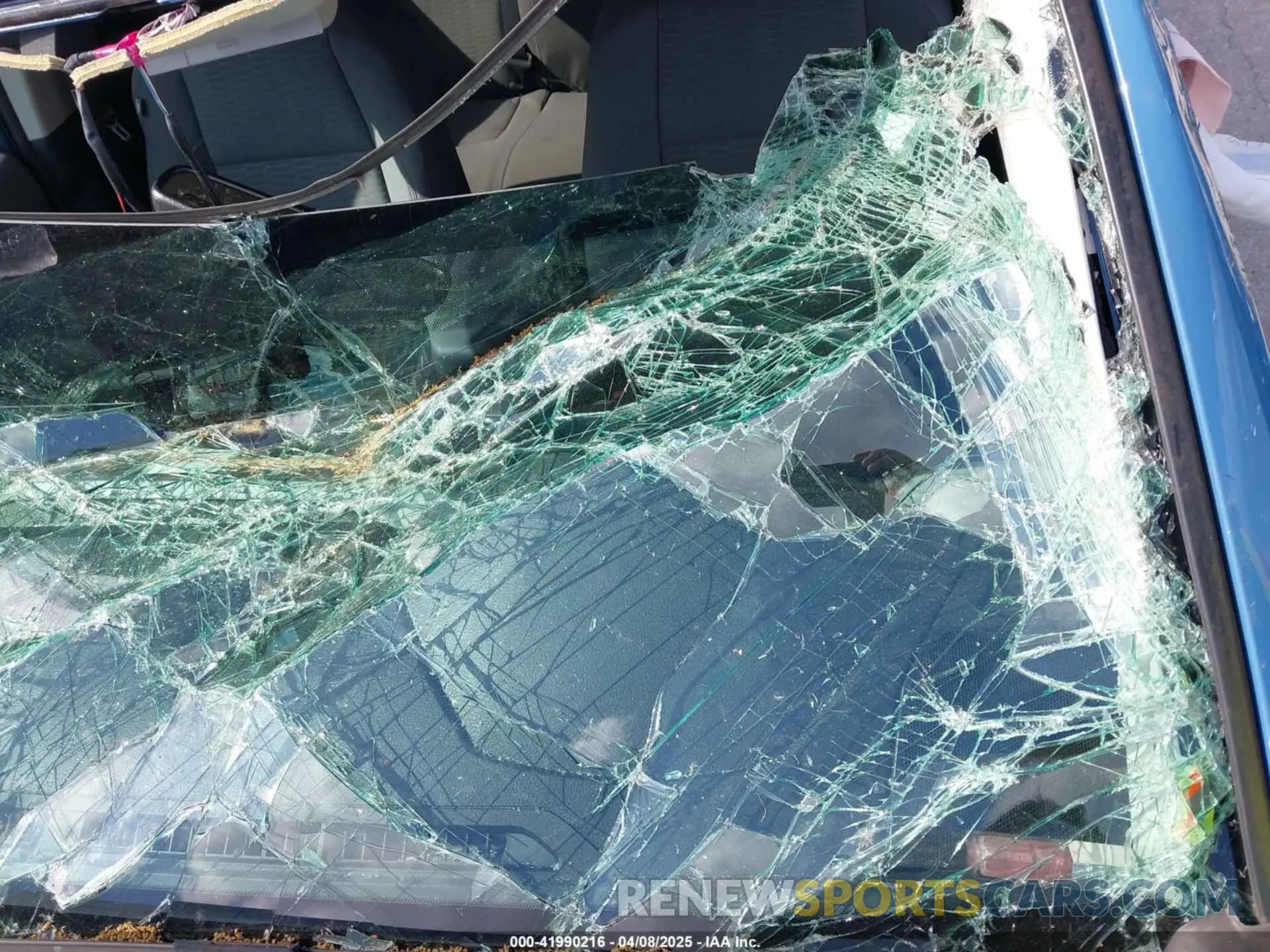6 Photograph of a damaged car 3TMBZ5DN1KM018282 TOYOTA TACOMA 2019