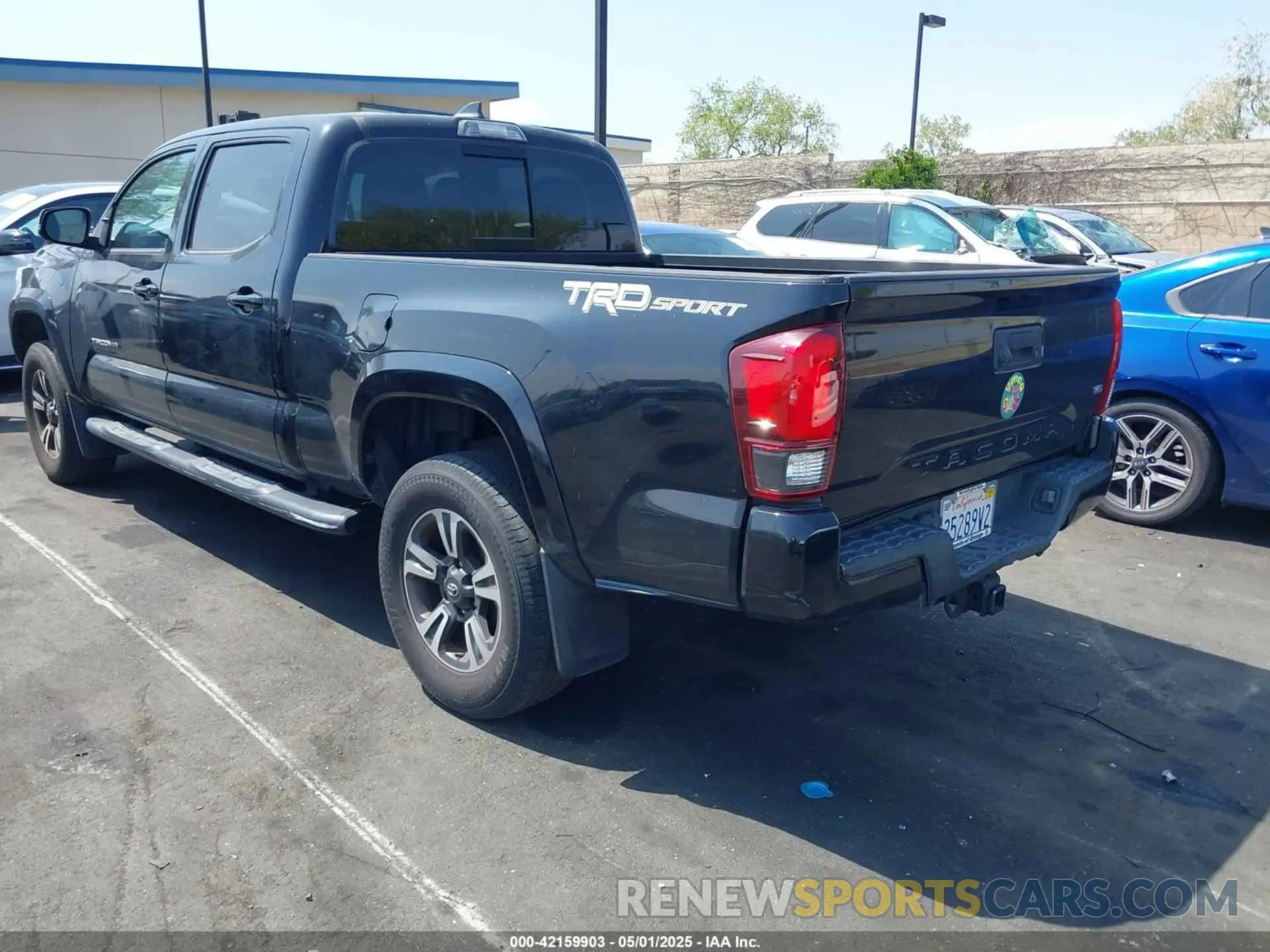 3 Photograph of a damaged car 3TMBZ5DN1KM023093 TOYOTA TACOMA 2019