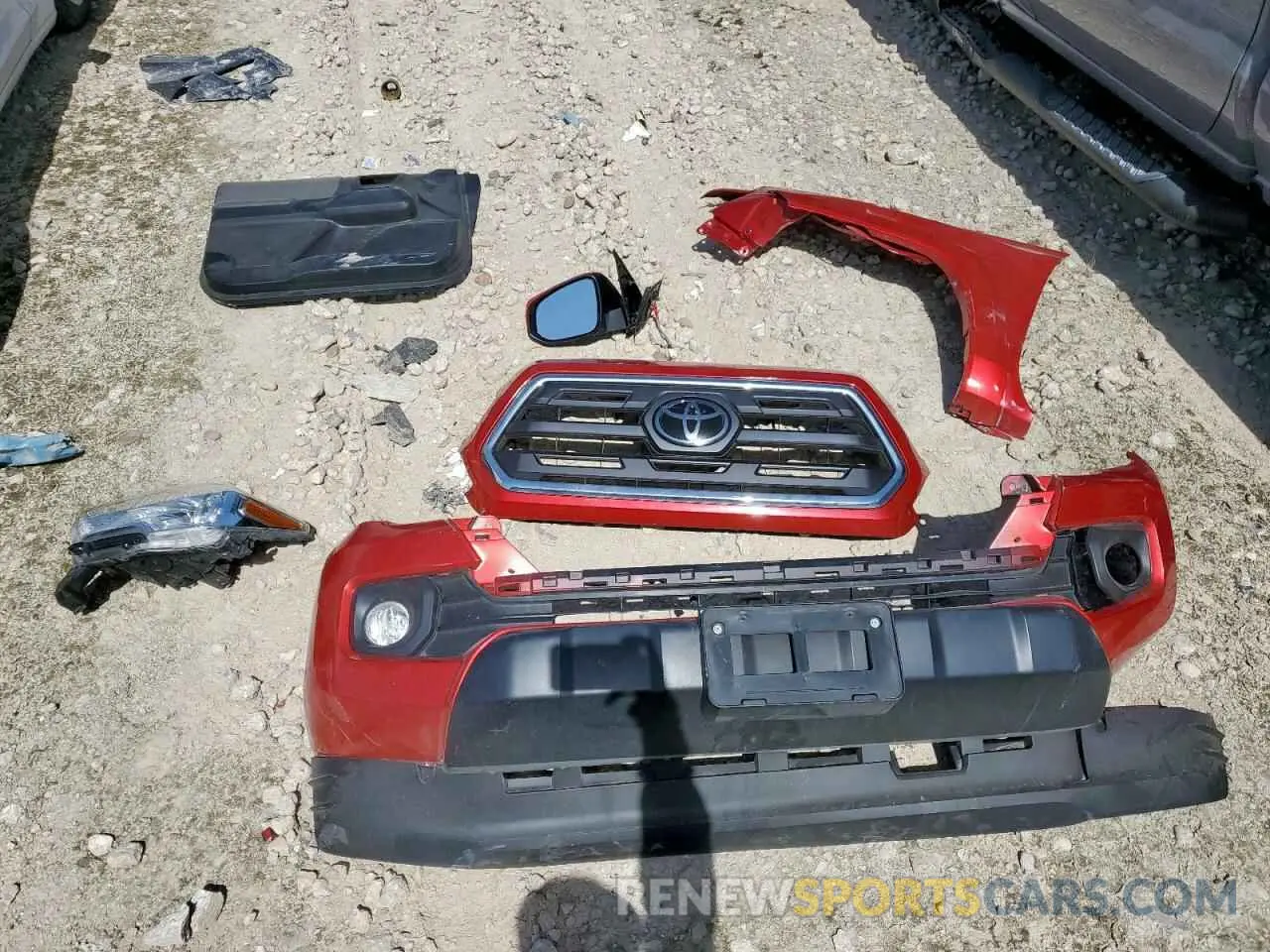 12 Photograph of a damaged car 3TMBZ5DN2KM022454 TOYOTA TACOMA 2019