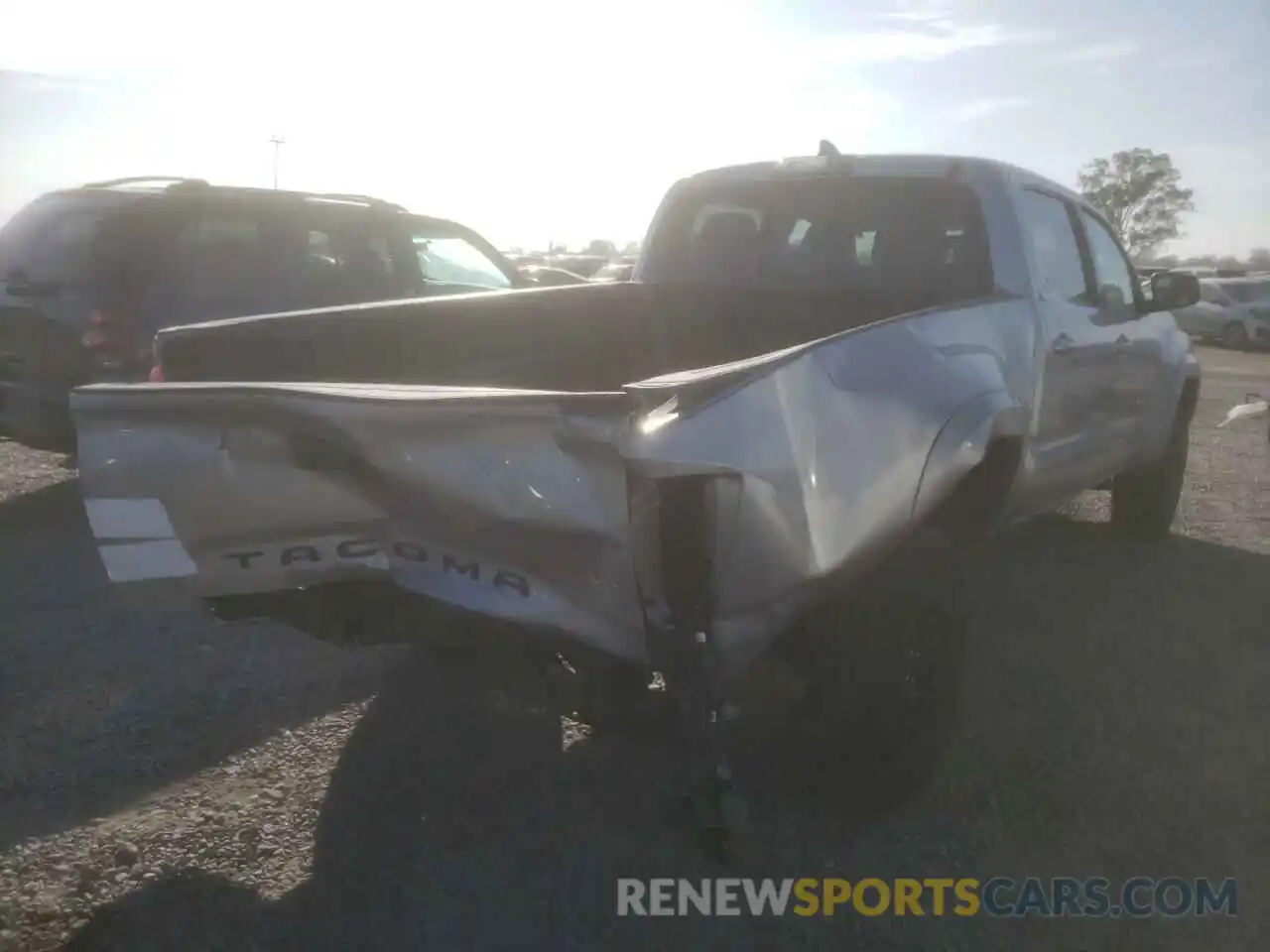 4 Photograph of a damaged car 3TMBZ5DN3KM022284 TOYOTA TACOMA 2019