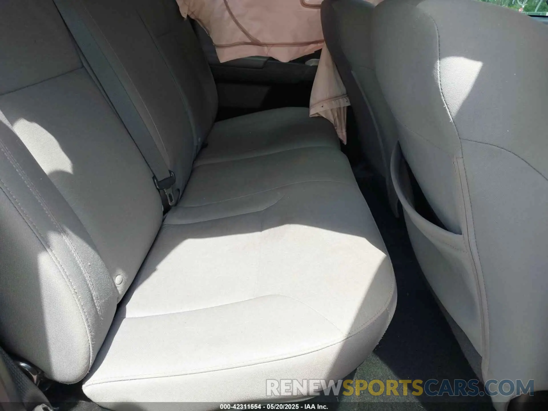 8 Photograph of a damaged car 3TMBZ5DN4KM018602 TOYOTA TACOMA 2019