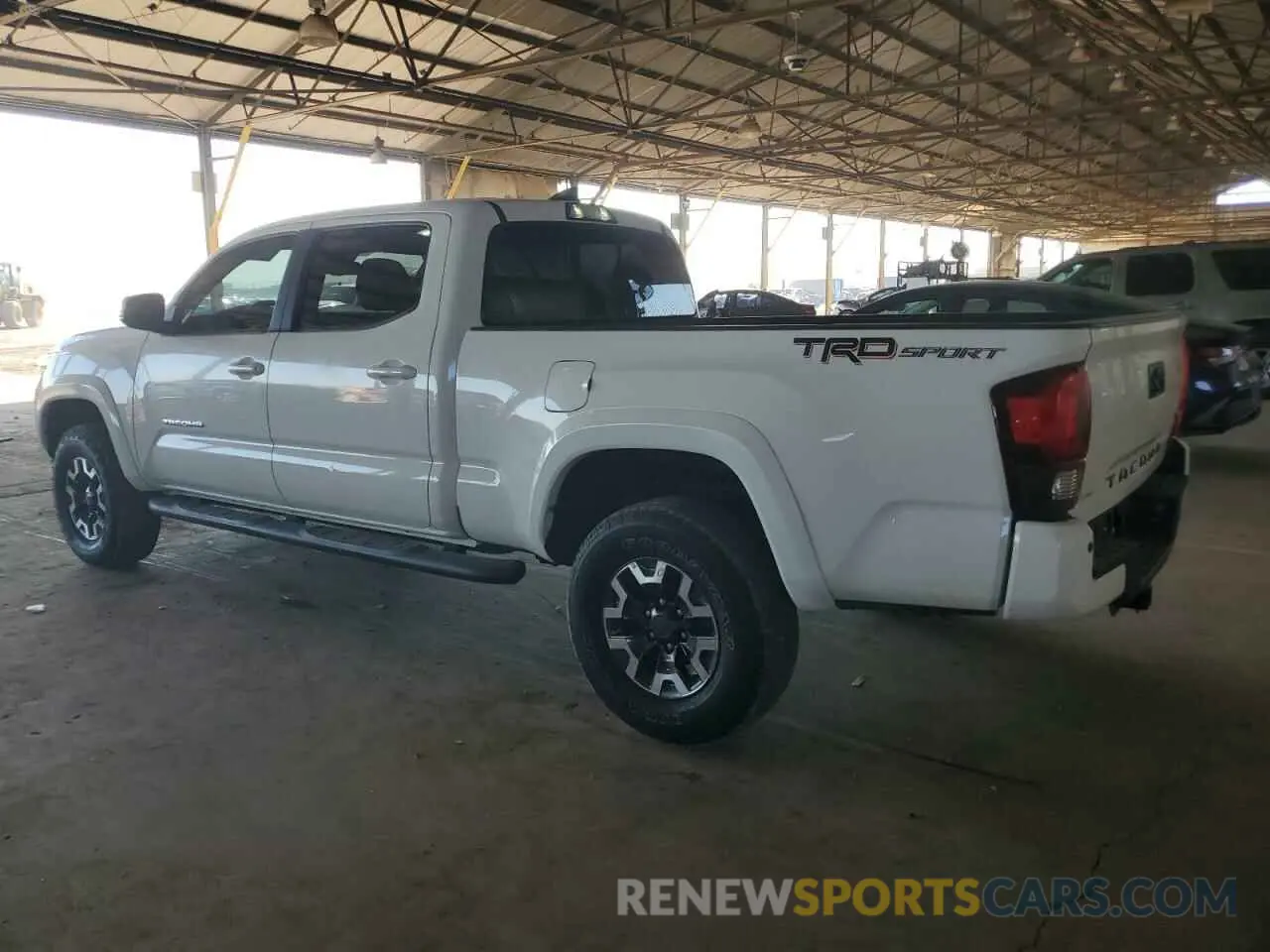 2 Photograph of a damaged car 3TMBZ5DN5KM017474 TOYOTA TACOMA 2019