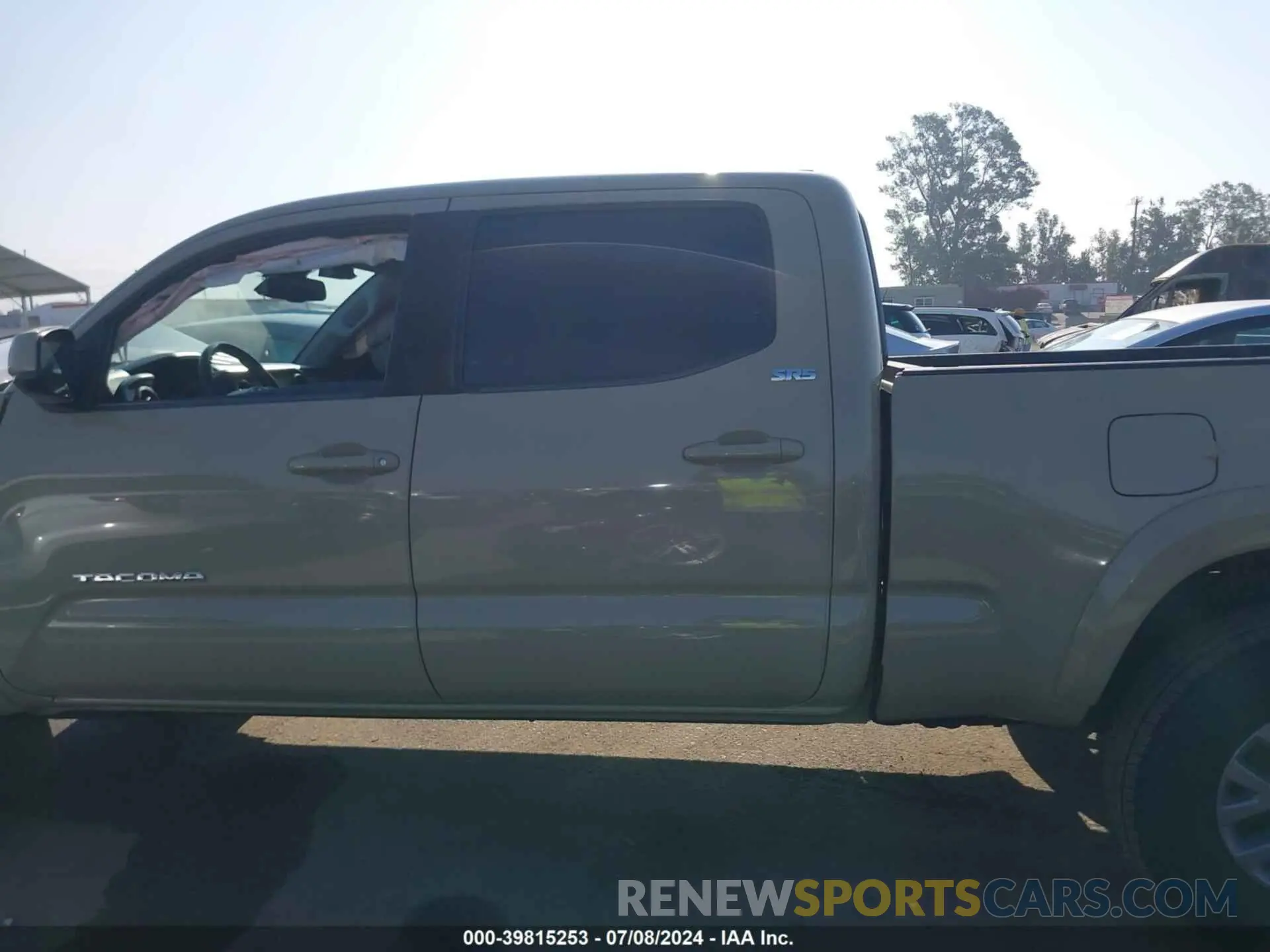 15 Photograph of a damaged car 3TMBZ5DN9KM020846 TOYOTA TACOMA 2019
