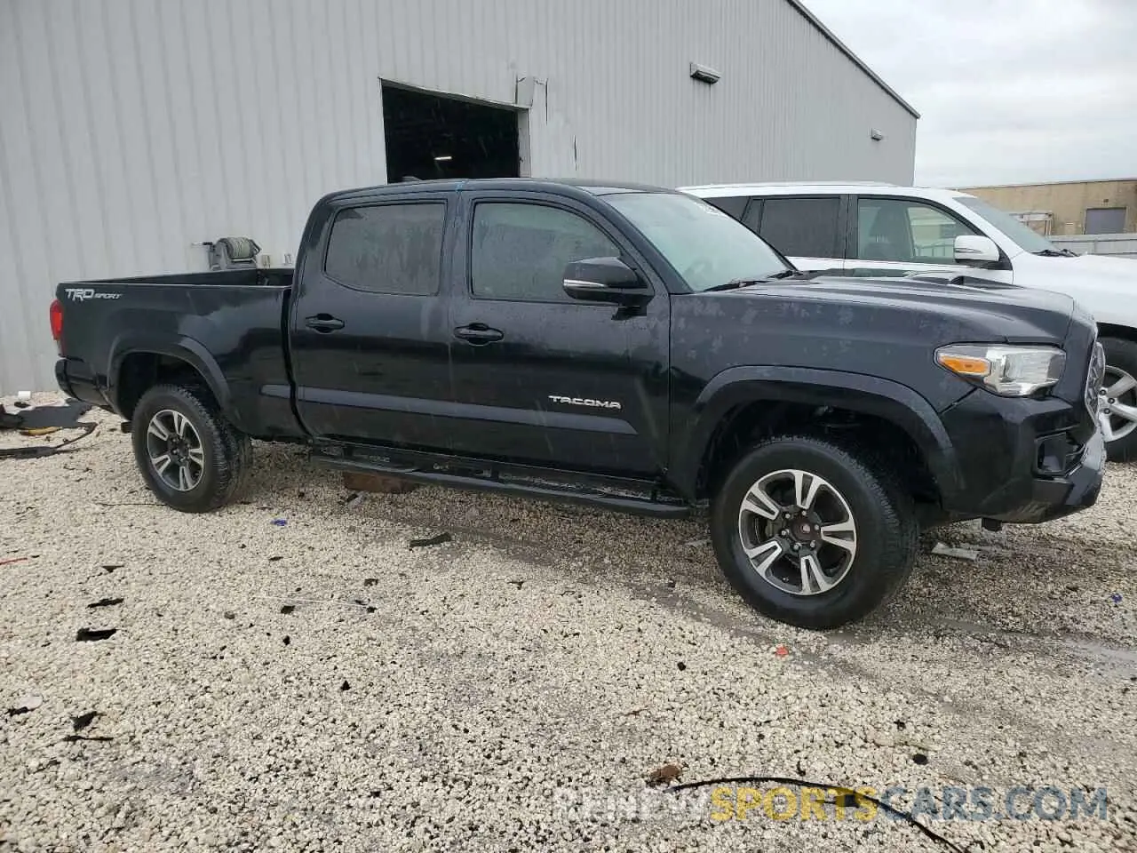4 Photograph of a damaged car 3TMBZ5DN9KM022807 TOYOTA TACOMA 2019