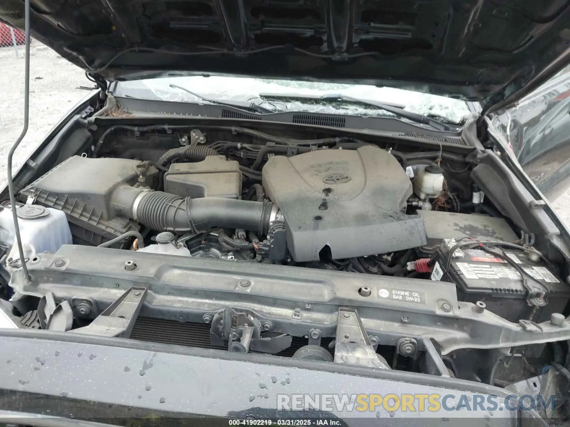 10 Photograph of a damaged car 3TMBZ5DNXKM019818 TOYOTA TACOMA 2019