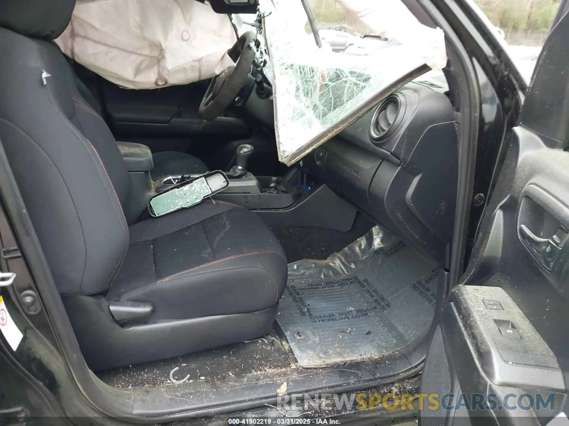 5 Photograph of a damaged car 3TMBZ5DNXKM019818 TOYOTA TACOMA 2019
