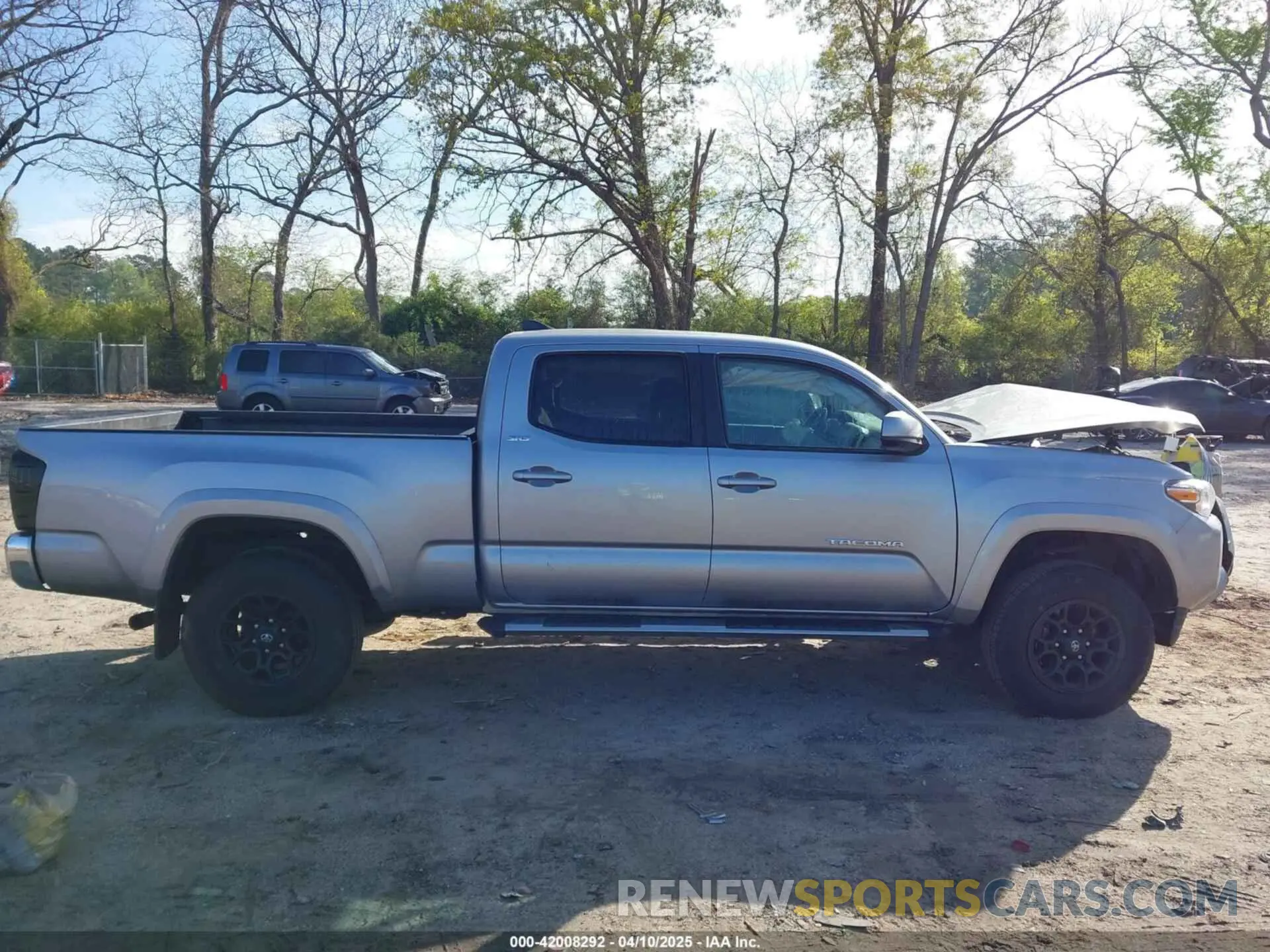 13 Photograph of a damaged car 3TMBZ5DNXKM022895 TOYOTA TACOMA 2019