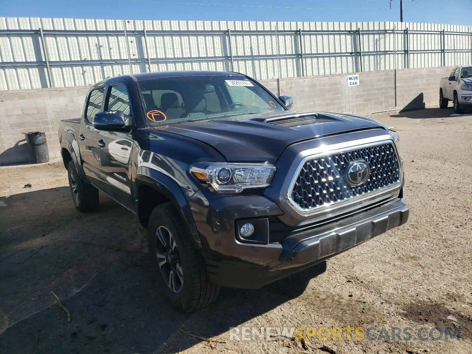 1 Photograph of a damaged car 3TMCZ5AN0KM193440 TOYOTA TACOMA 2019