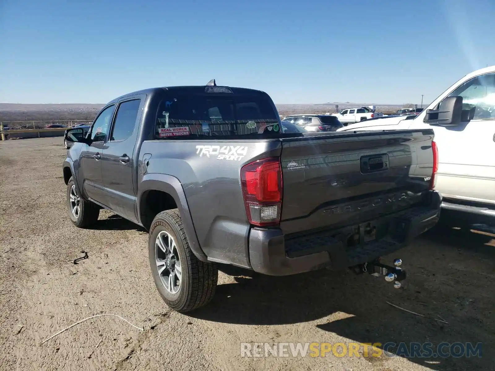 3 Photograph of a damaged car 3TMCZ5AN0KM193440 TOYOTA TACOMA 2019