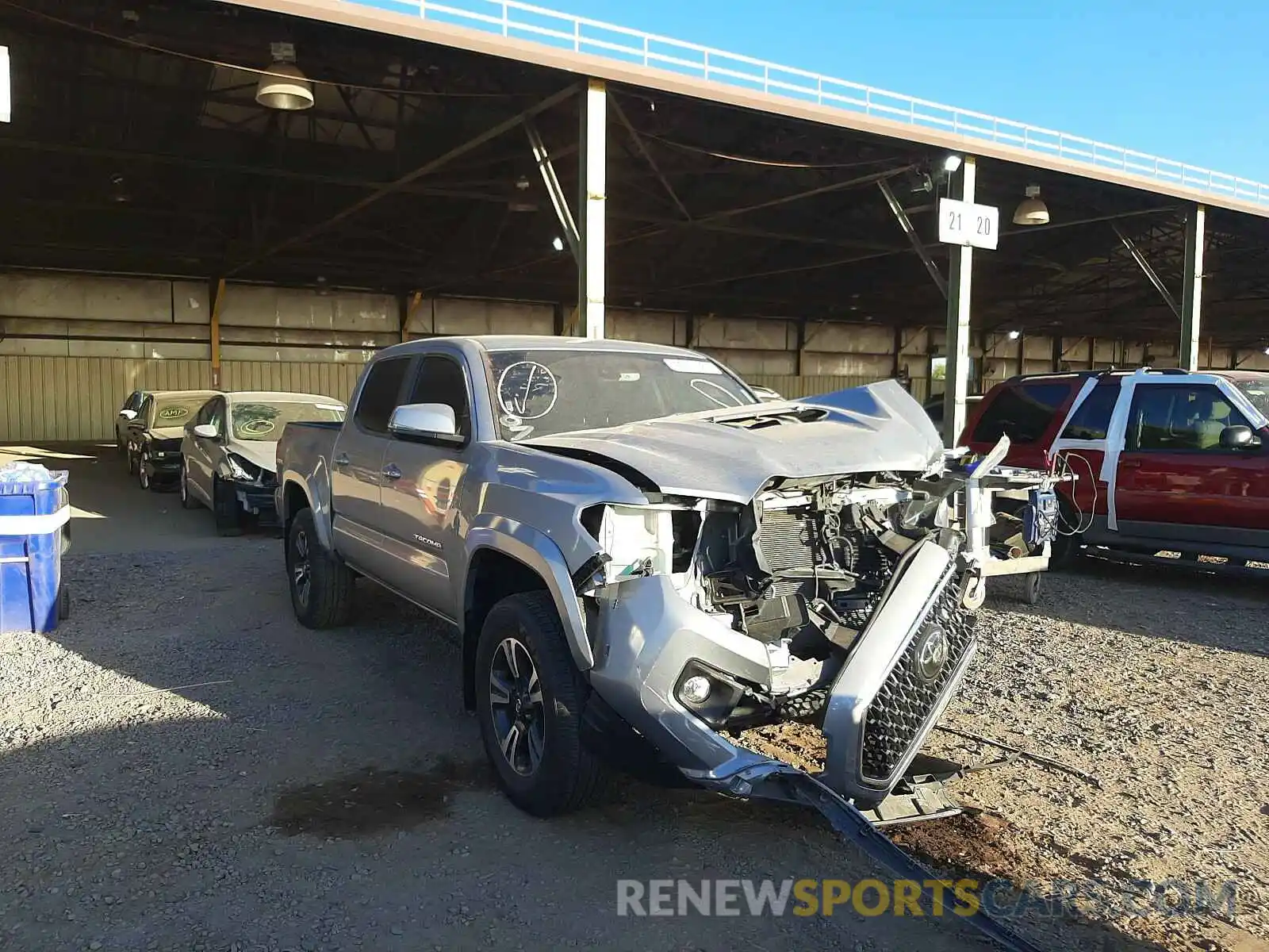 1 Photograph of a damaged car 3TMCZ5AN0KM214268 TOYOTA TACOMA 2019