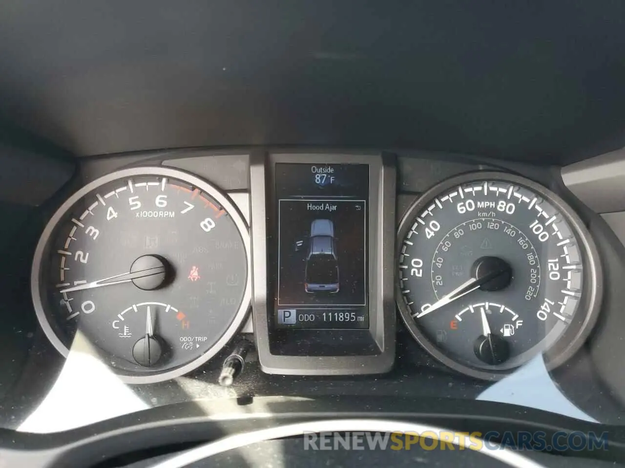 9 Photograph of a damaged car 3TMCZ5AN0KM220264 TOYOTA TACOMA 2019