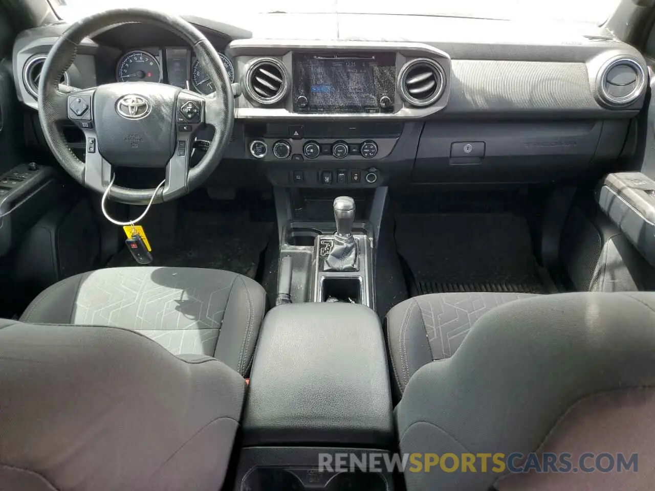 8 Photograph of a damaged car 3TMCZ5AN0KM224296 TOYOTA TACOMA 2019