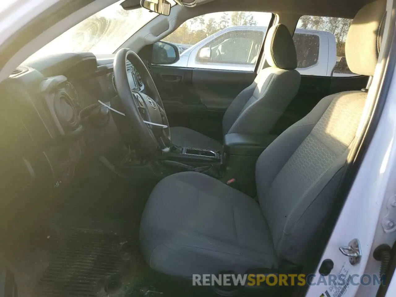 7 Photograph of a damaged car 3TMCZ5AN0KM227490 TOYOTA TACOMA 2019